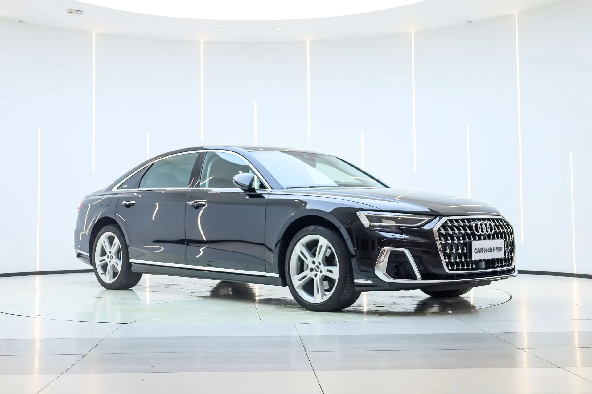 Audi A8L 50 TFSI, 2023 2