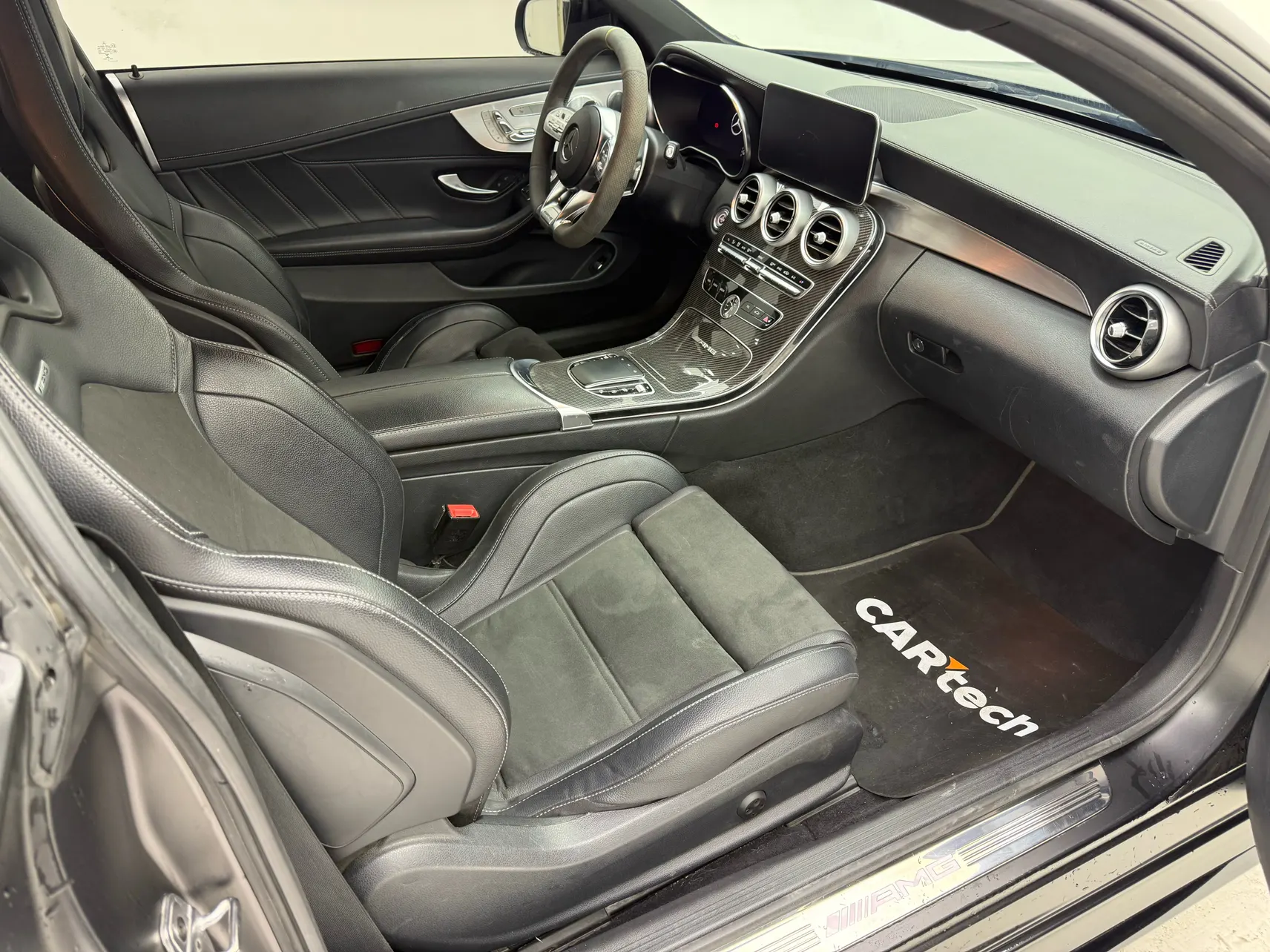 Mercedes-Benz C 63, 2022 16