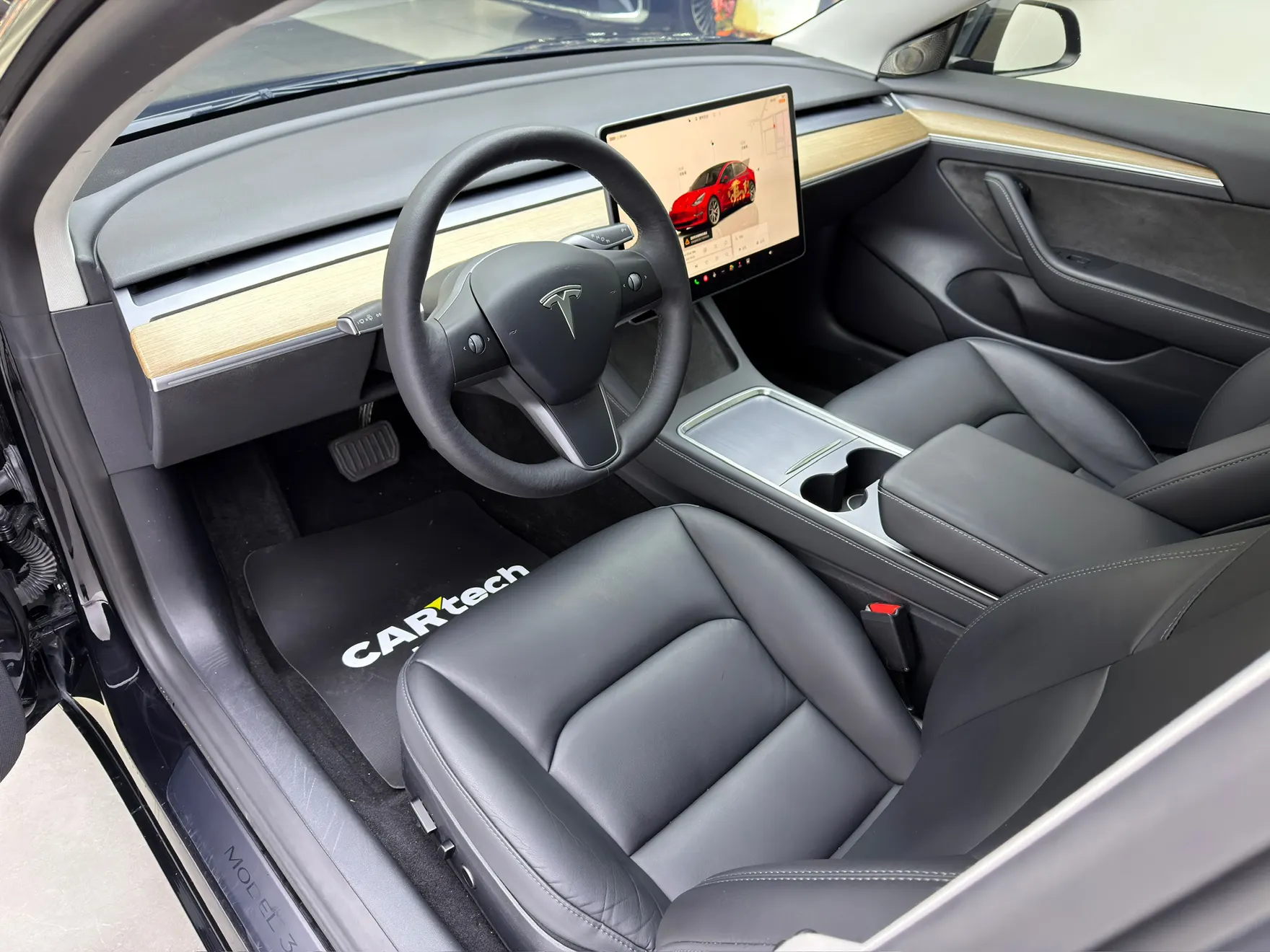Tesla Model 3, 2023 25