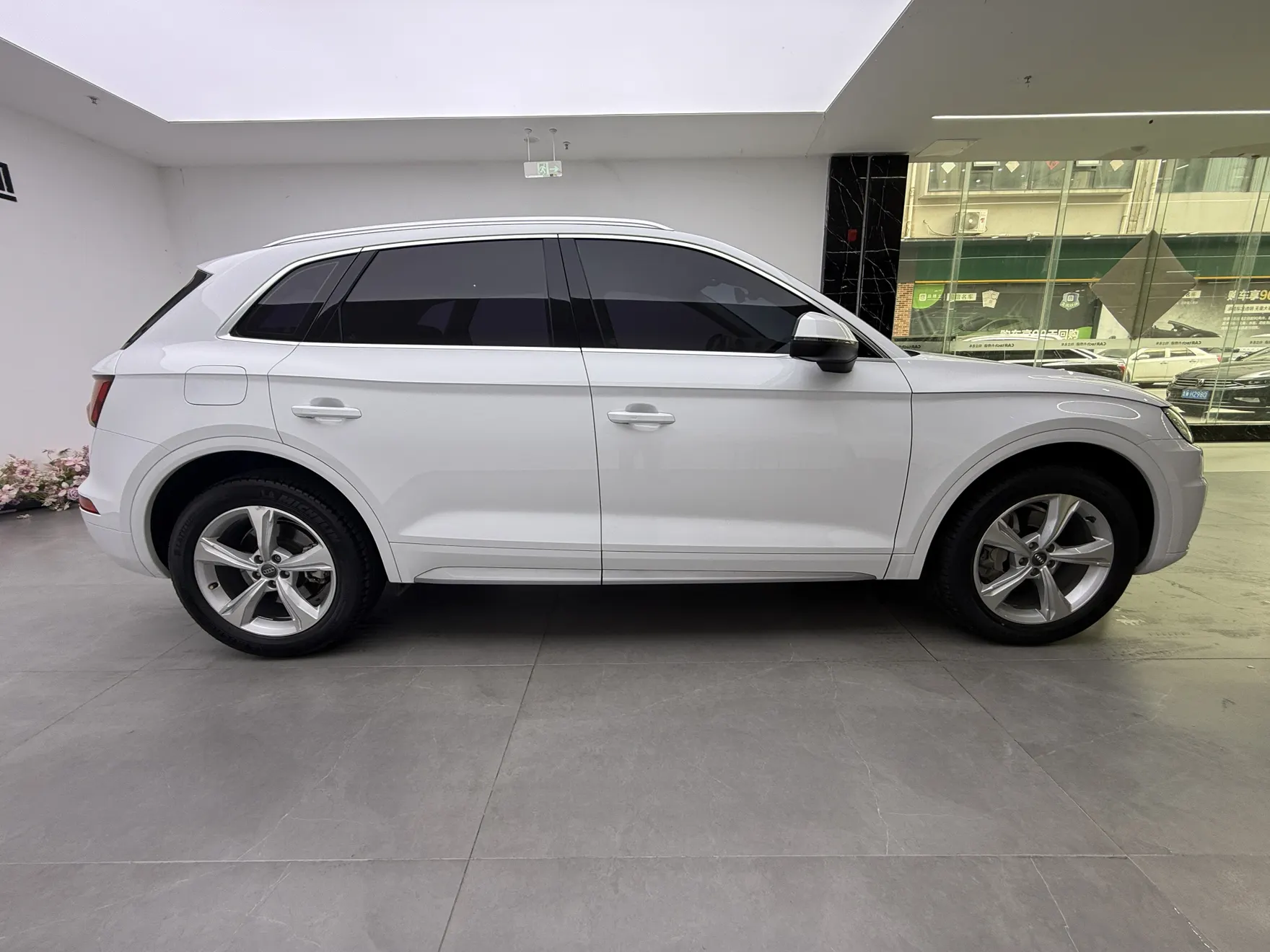 Audi Q5L 40 TFSI, 2020 4