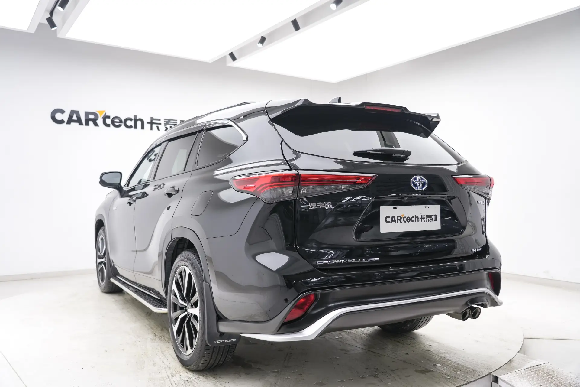 Toyota Crown, 2022 7