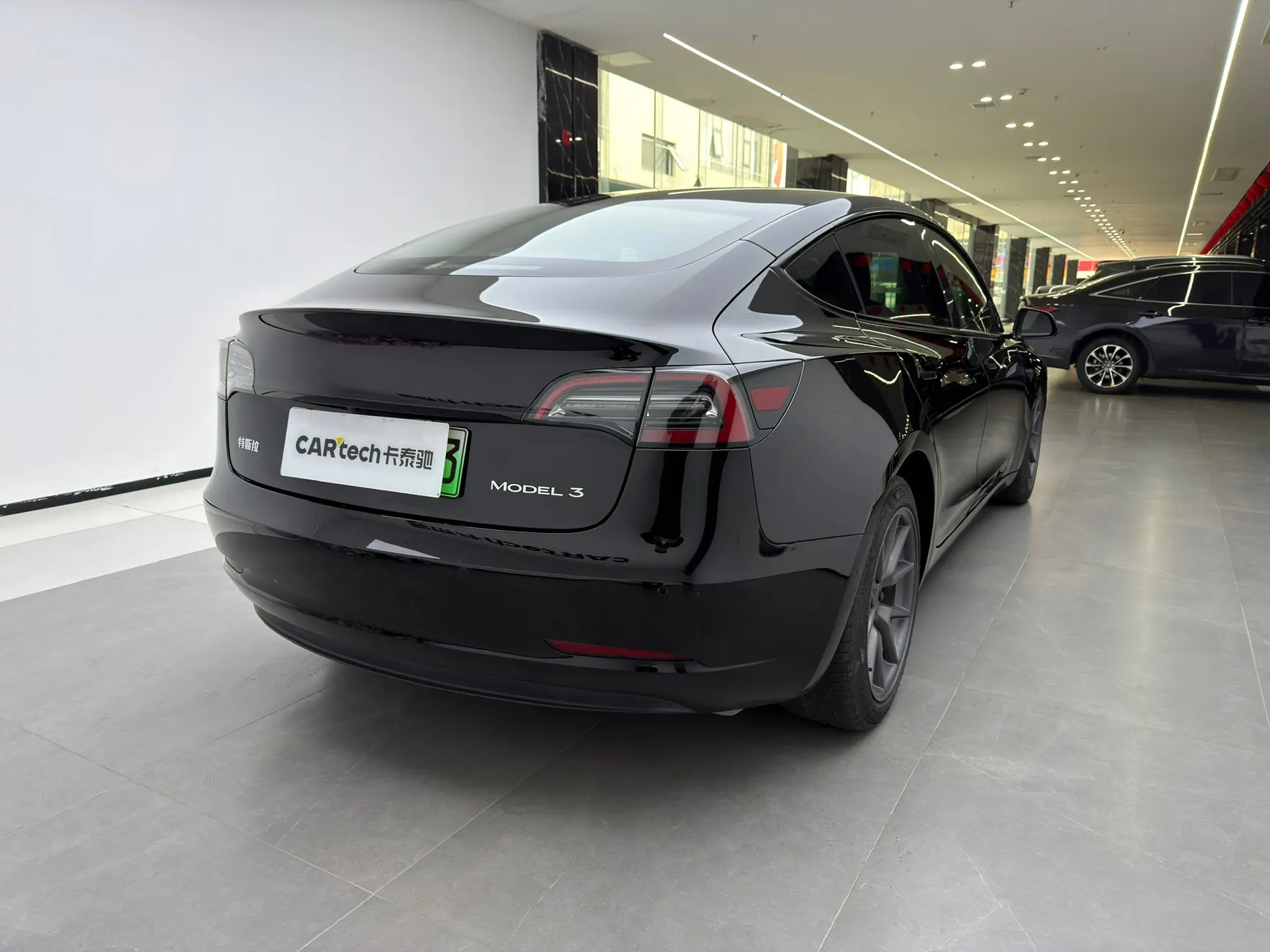 Tesla Model 3, 2023 все фото