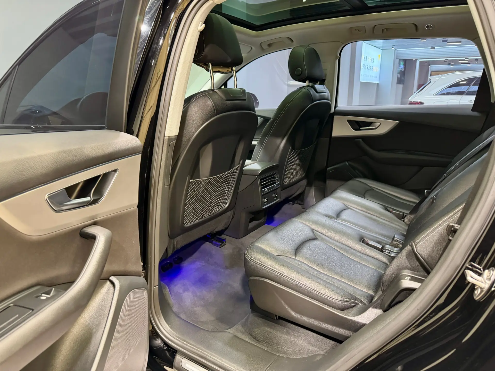 Audi Q7 45 TFSI, 2022 25