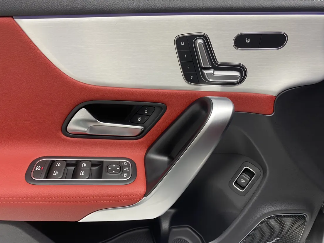 Mercedes-Benz CLA 35 4MATIC, 2023 17