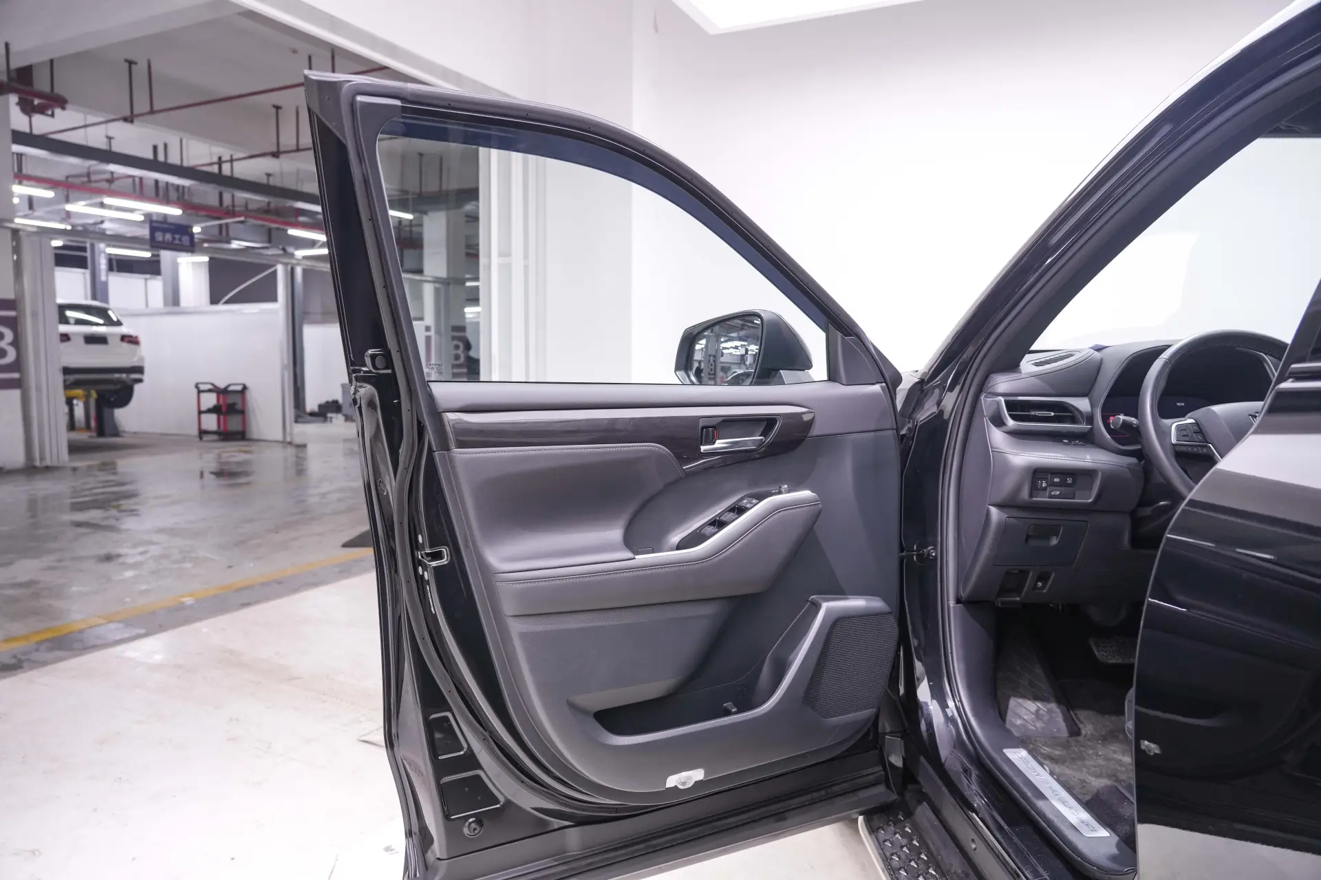 Toyota Crown, 2022 18