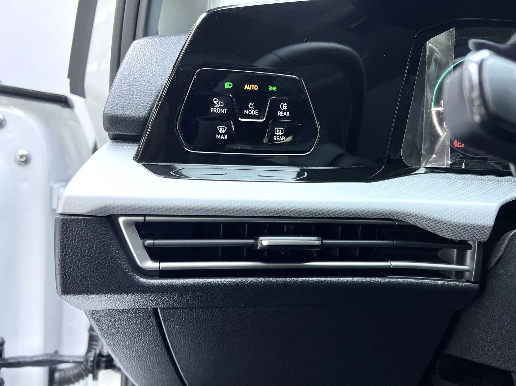 Volkswagen Golf, 2025 19