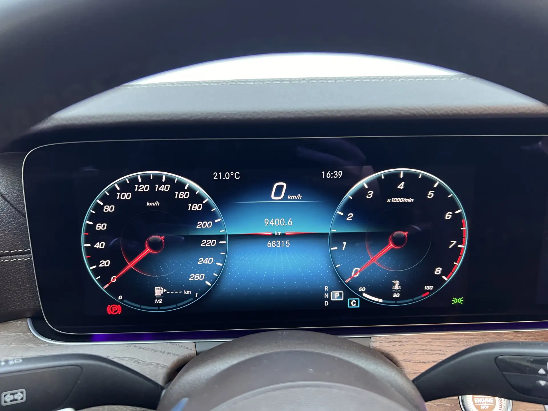 Mercedes-Benz E 300 L, 2023 23