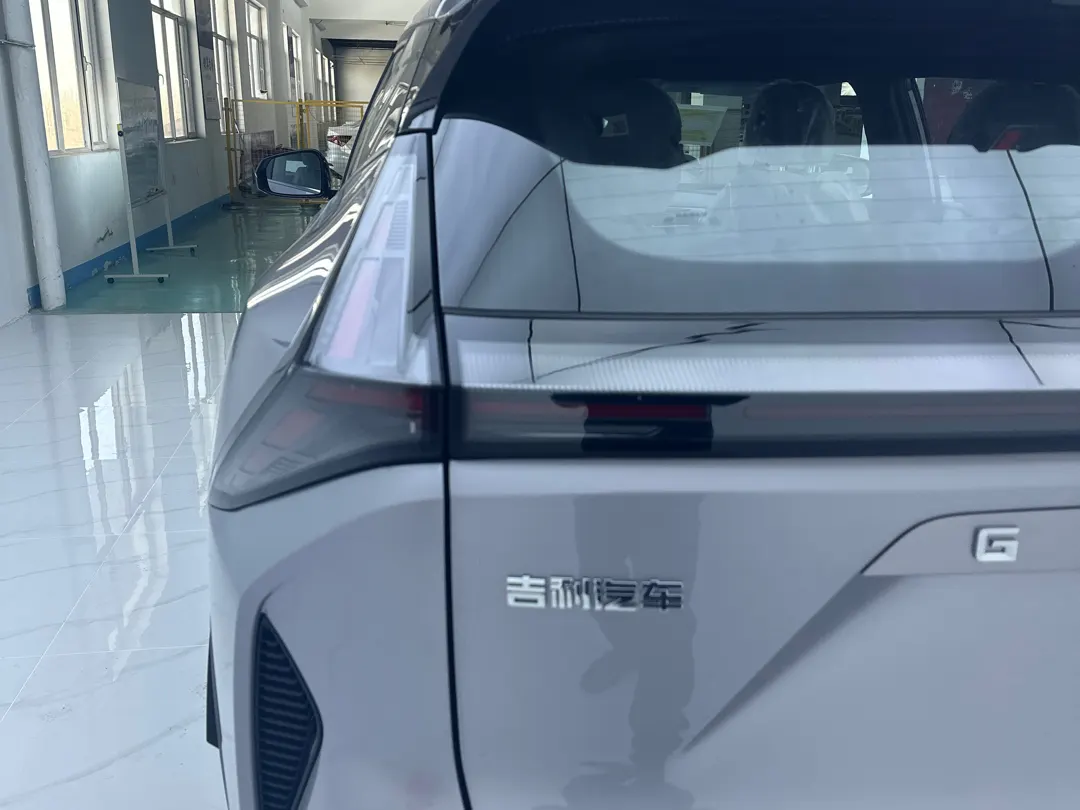 Geely Boyue, 2026 12