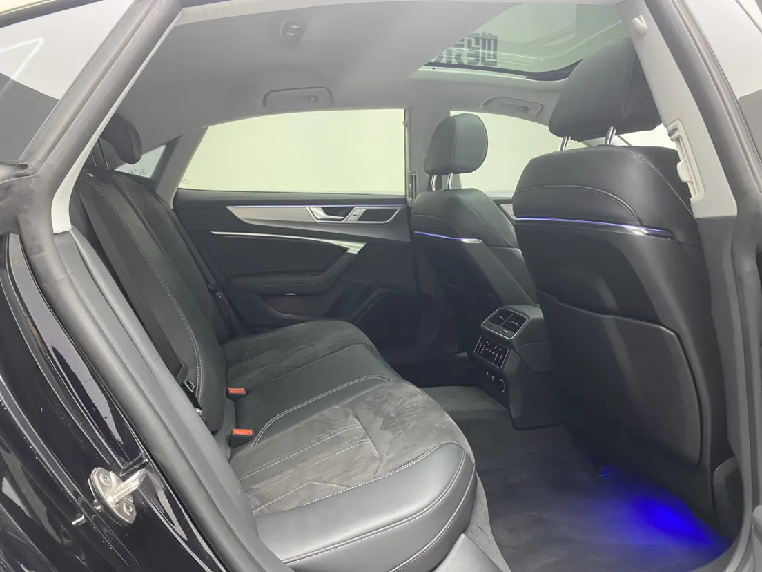 Audi A7L 45 TFSI, 2024 22