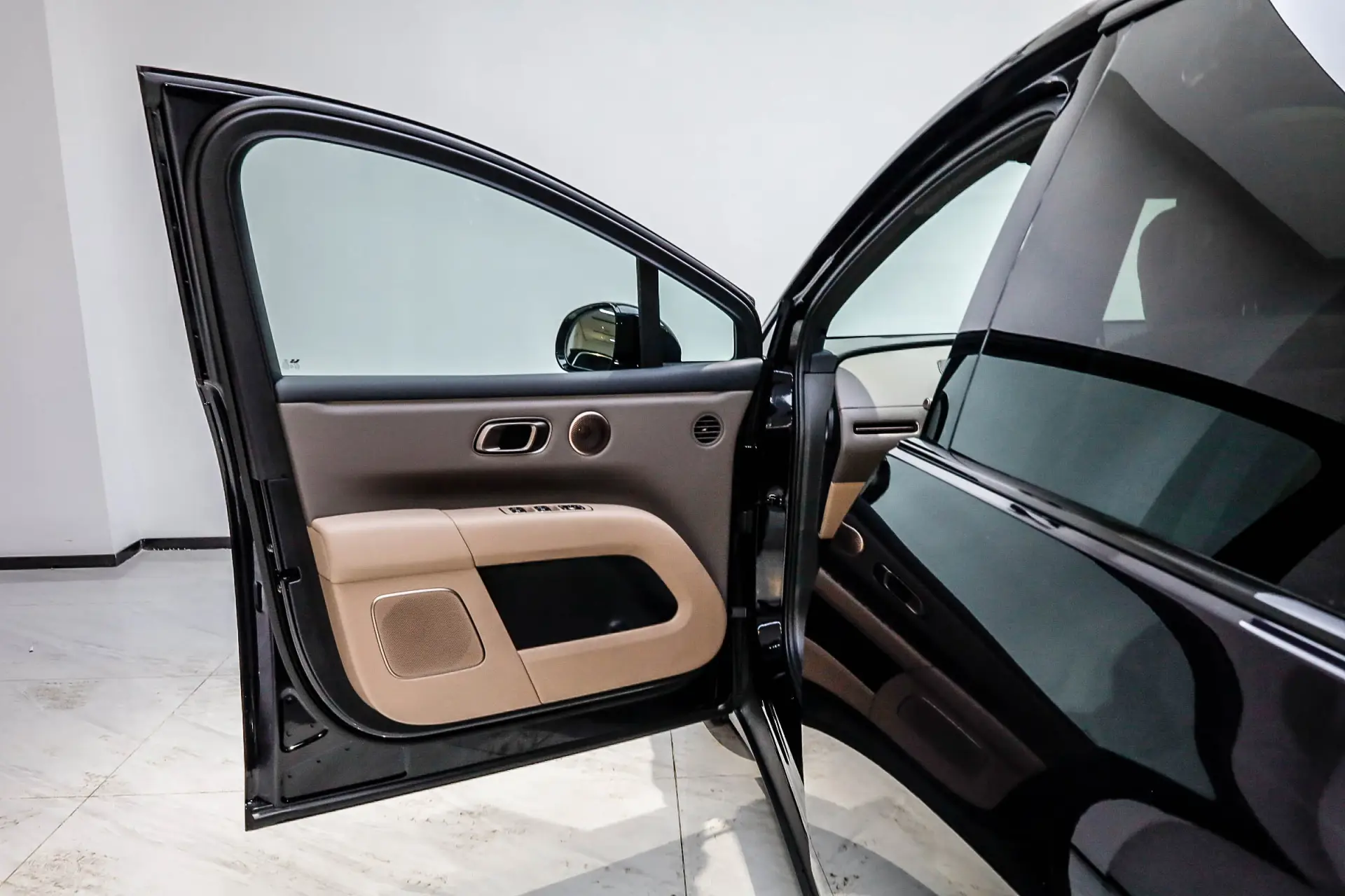 Li Auto i6, 2025 16