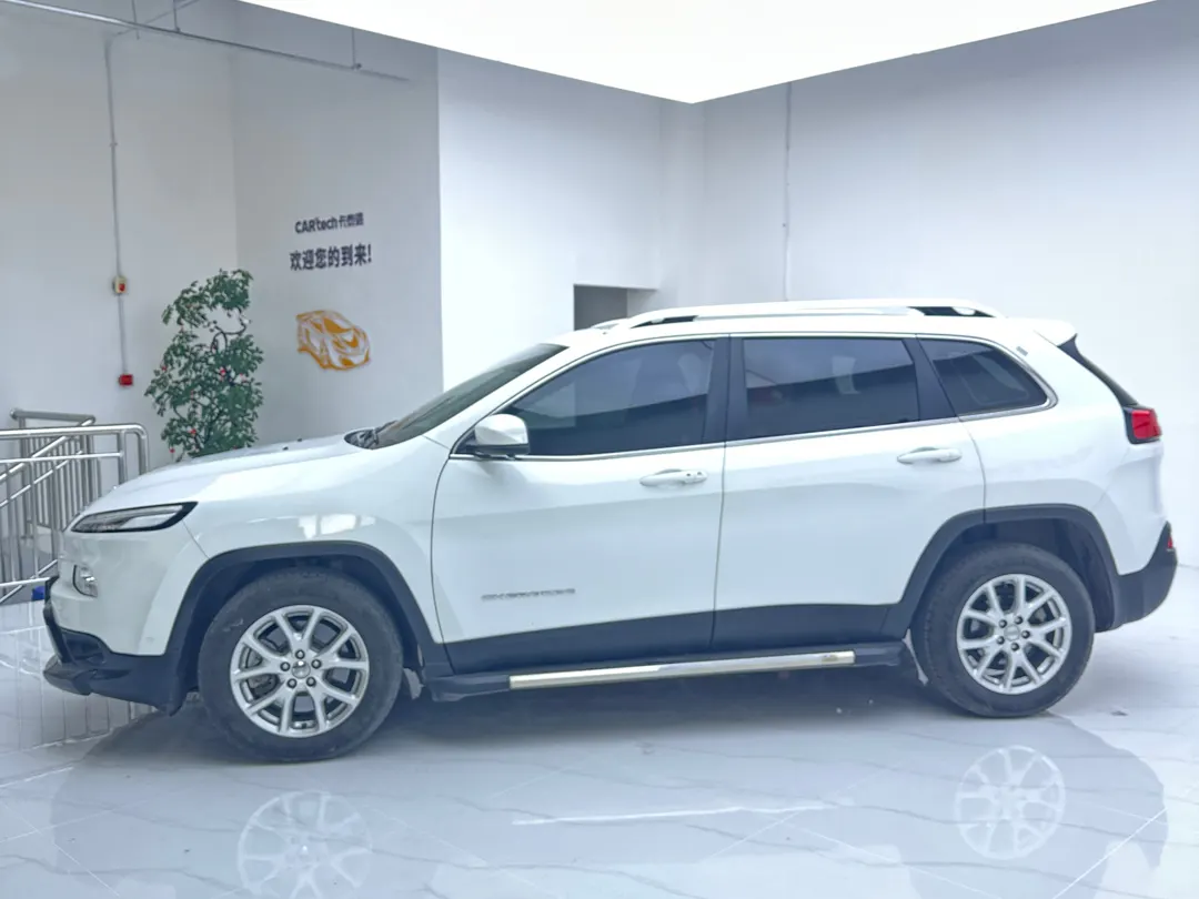 Jeep Cherokee, 2017 7