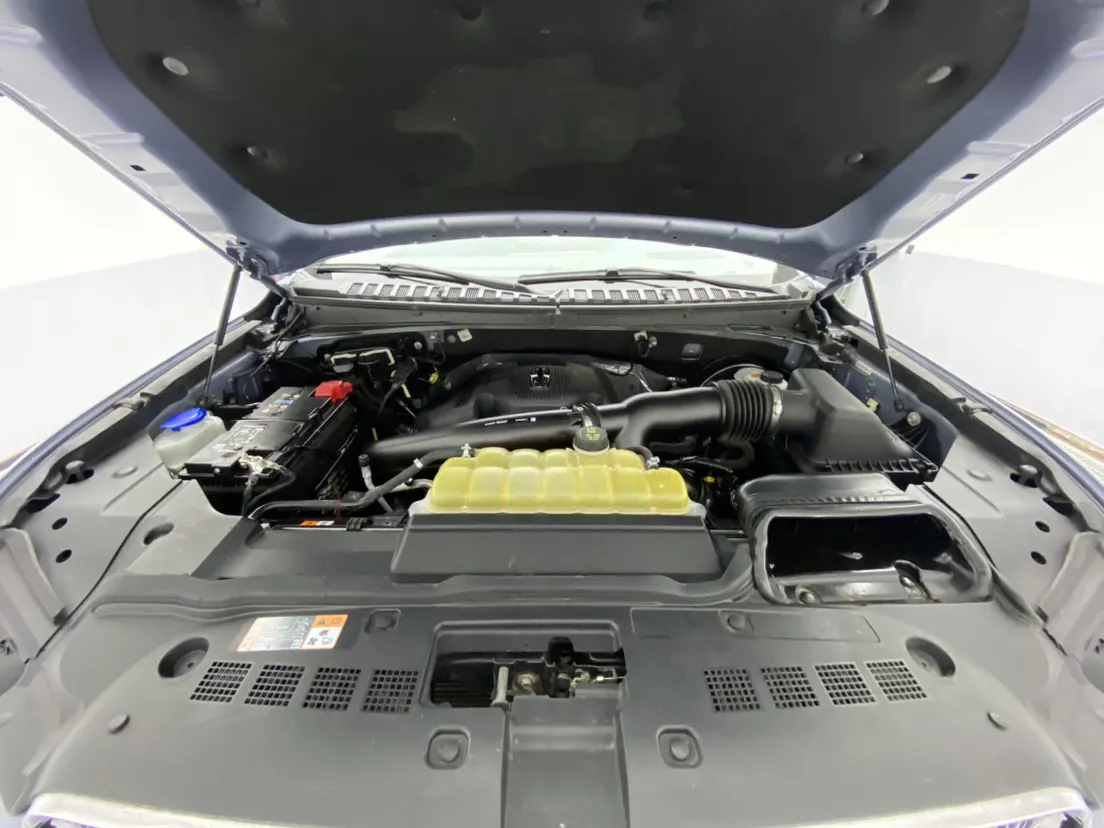 Lincoln Navigator, 2021 12