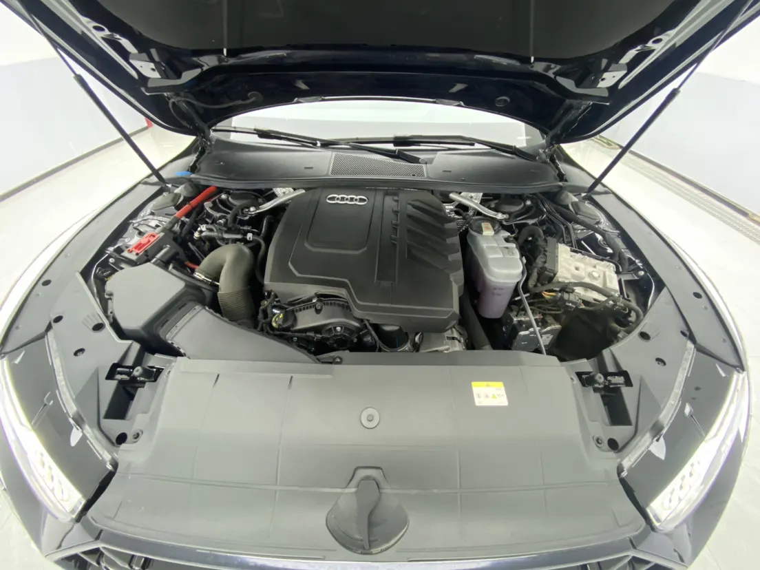 Audi A7L 45 TFSI, 2024 12
