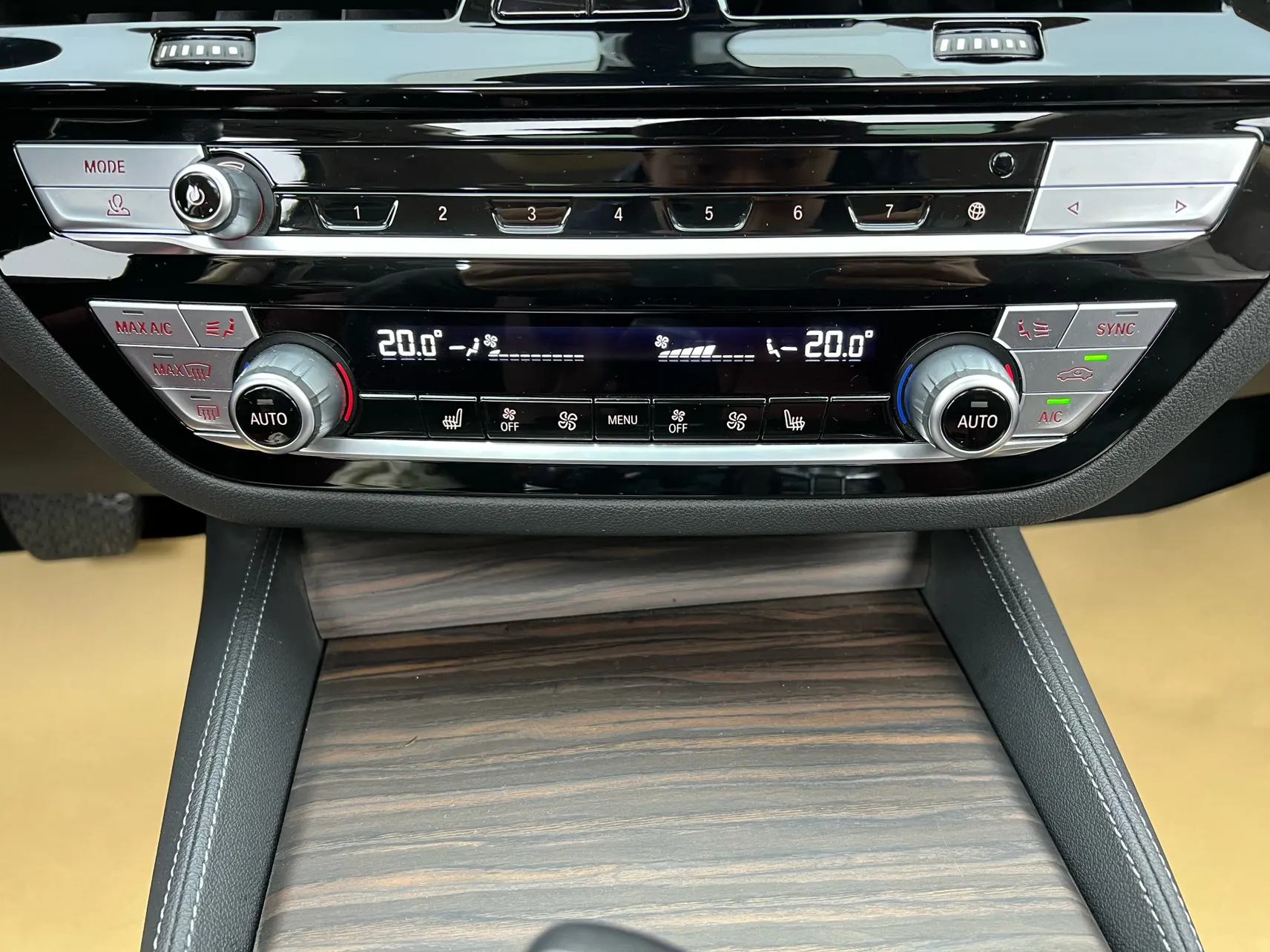 BMW 530Li, 2023 35