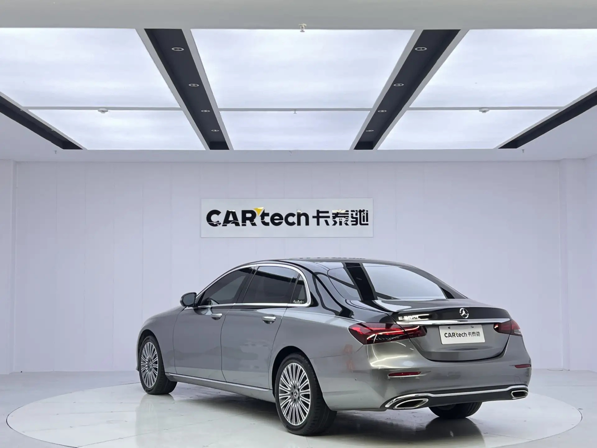 Mercedes-Benz E 300 L, 2023 7