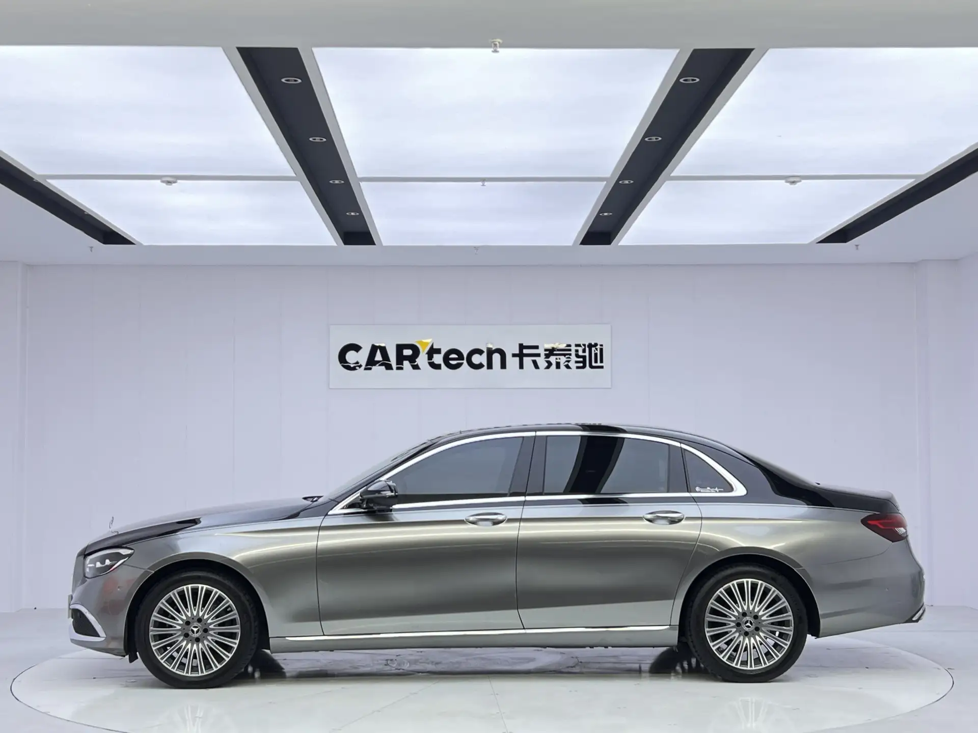 Mercedes-Benz E 300 L, 2023 8