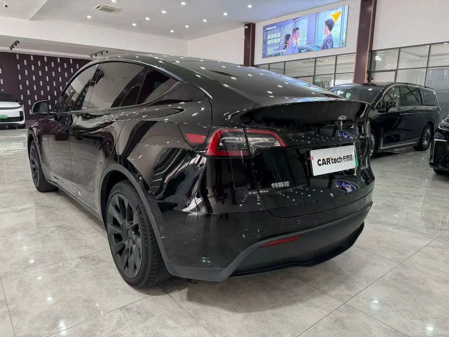 Tesla Model Y, 2023 6