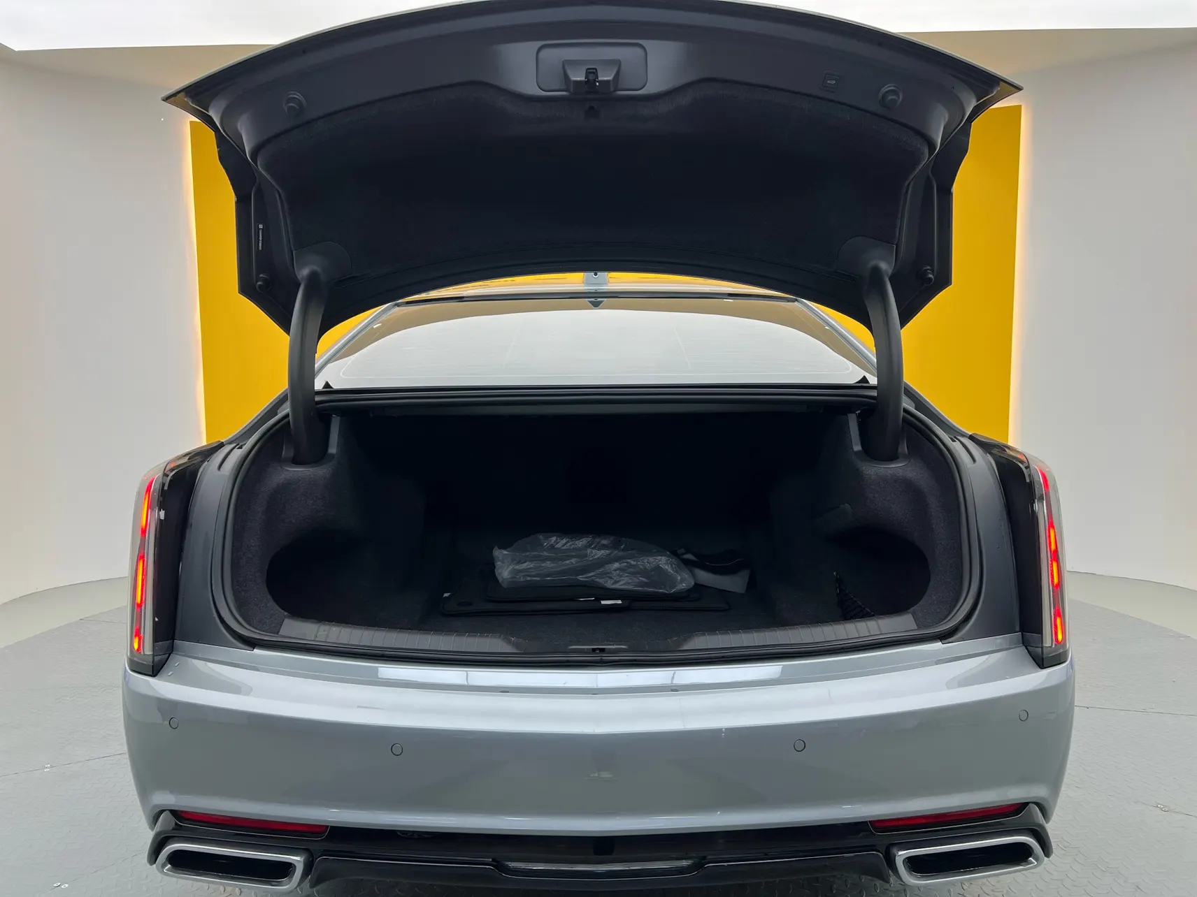 Cadillac CT6, 2025 12
