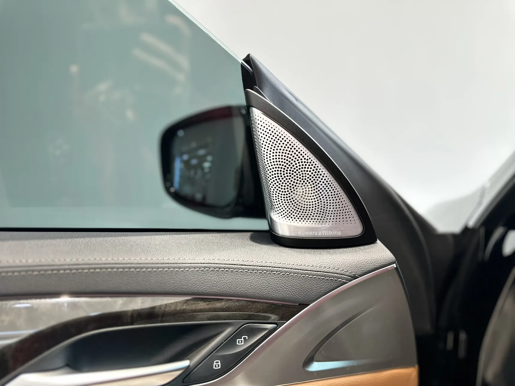 BMW 6GT, 2024 22