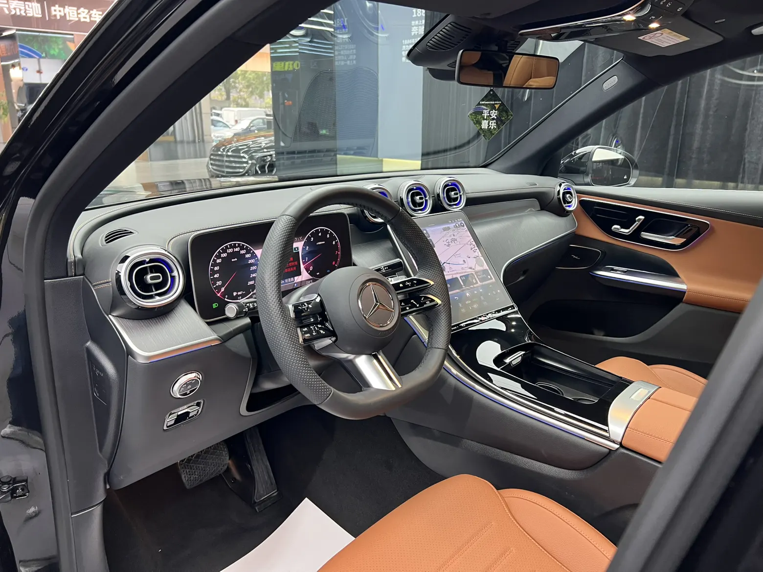 Mercedes-Benz GLC 260 L, 2024 18