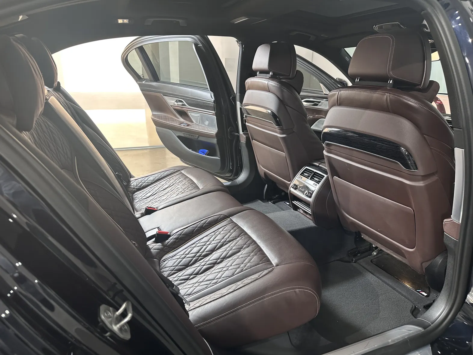 BMW 740Li, 2022 16