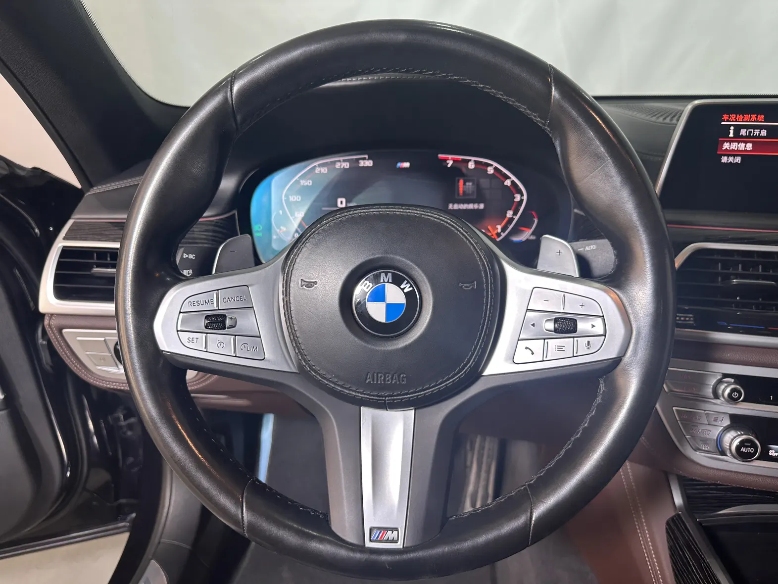 BMW 740Li, 2022 12