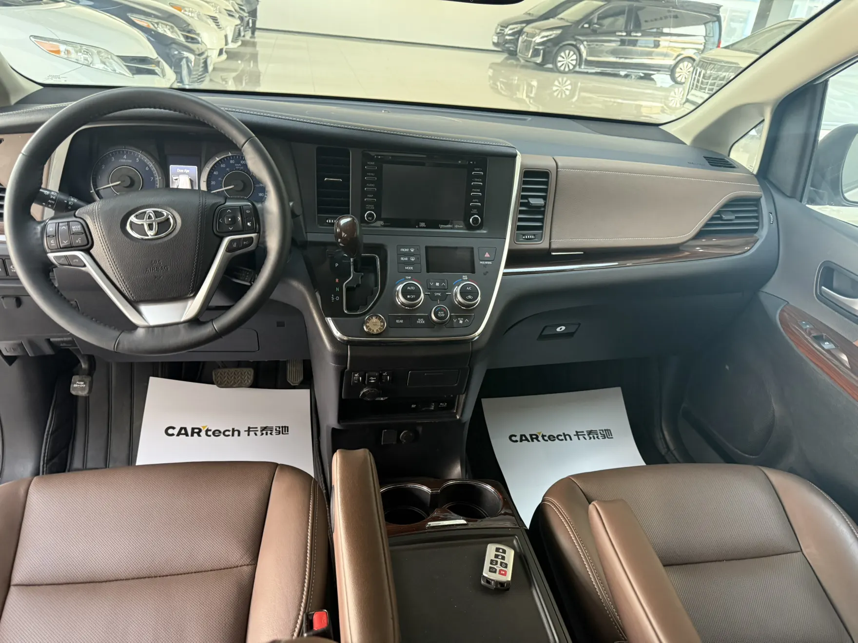Toyota Sienna, 2019 8