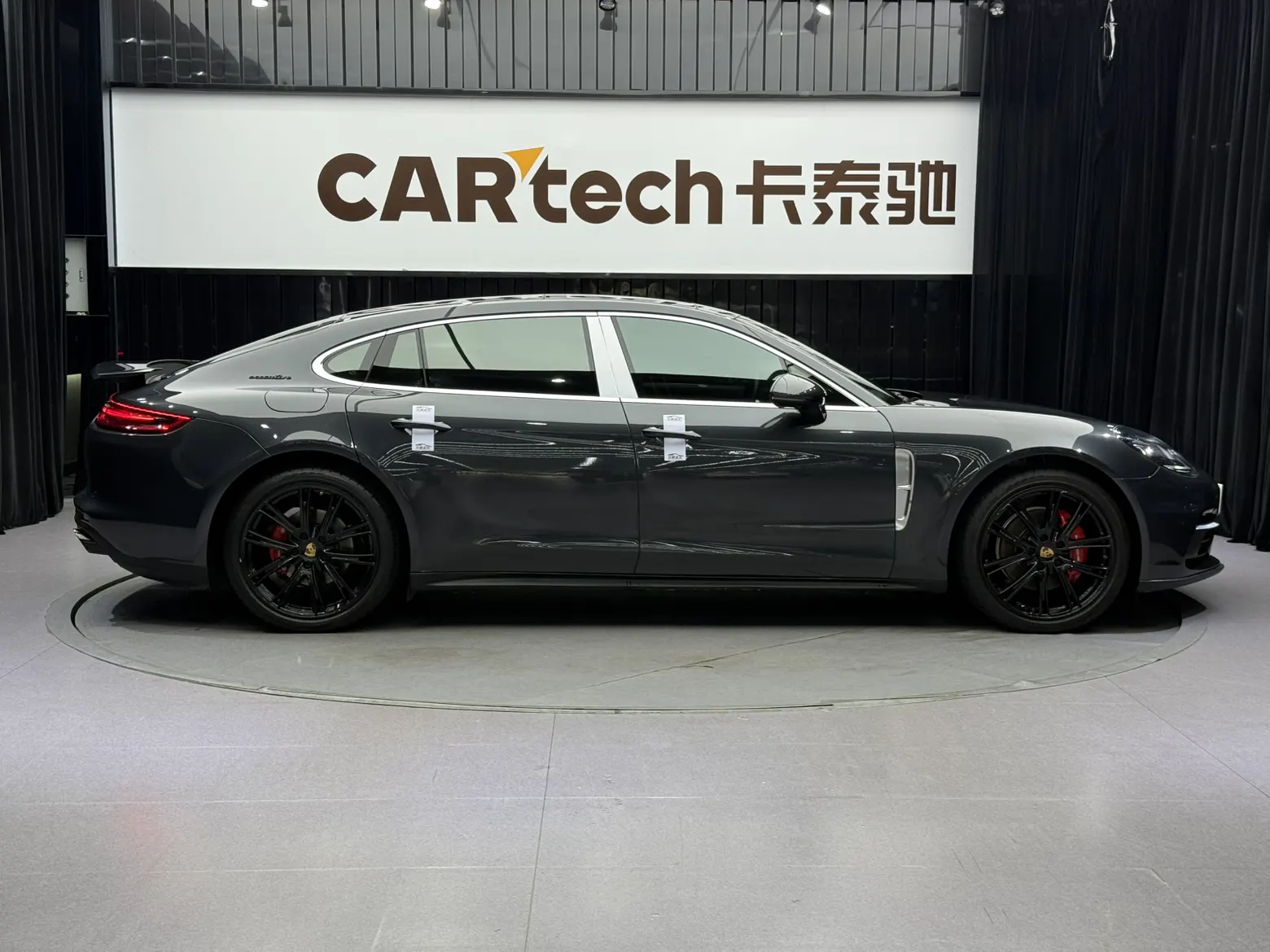 Porsche Panamera, 2019 4