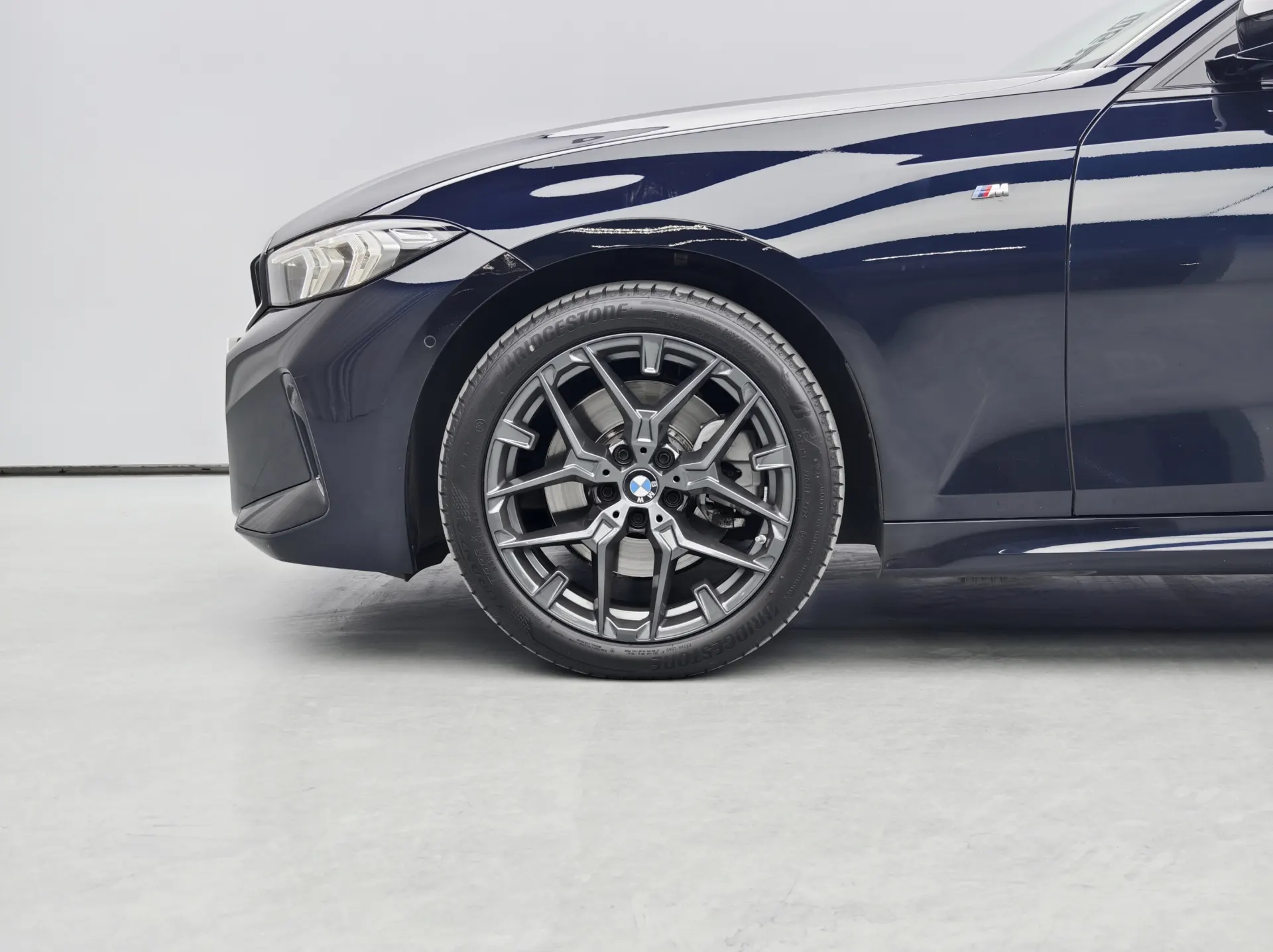 BMW 330Li, 2025 6