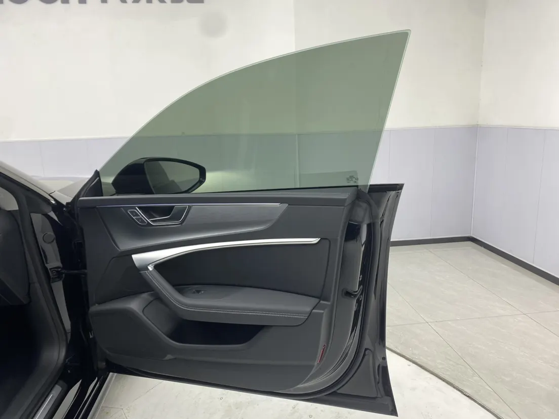 Audi A7L 45 TFSI, 2024 25