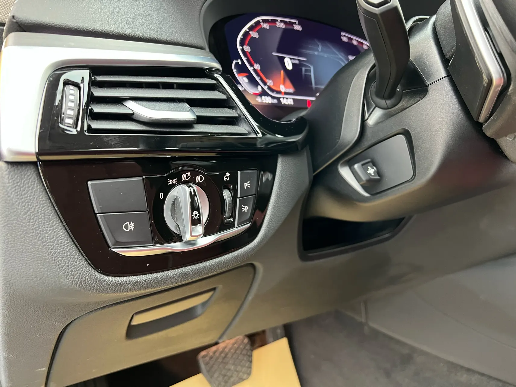BMW 530Li, 2023 14