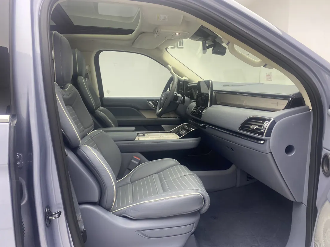 Lincoln Navigator, 2021 18