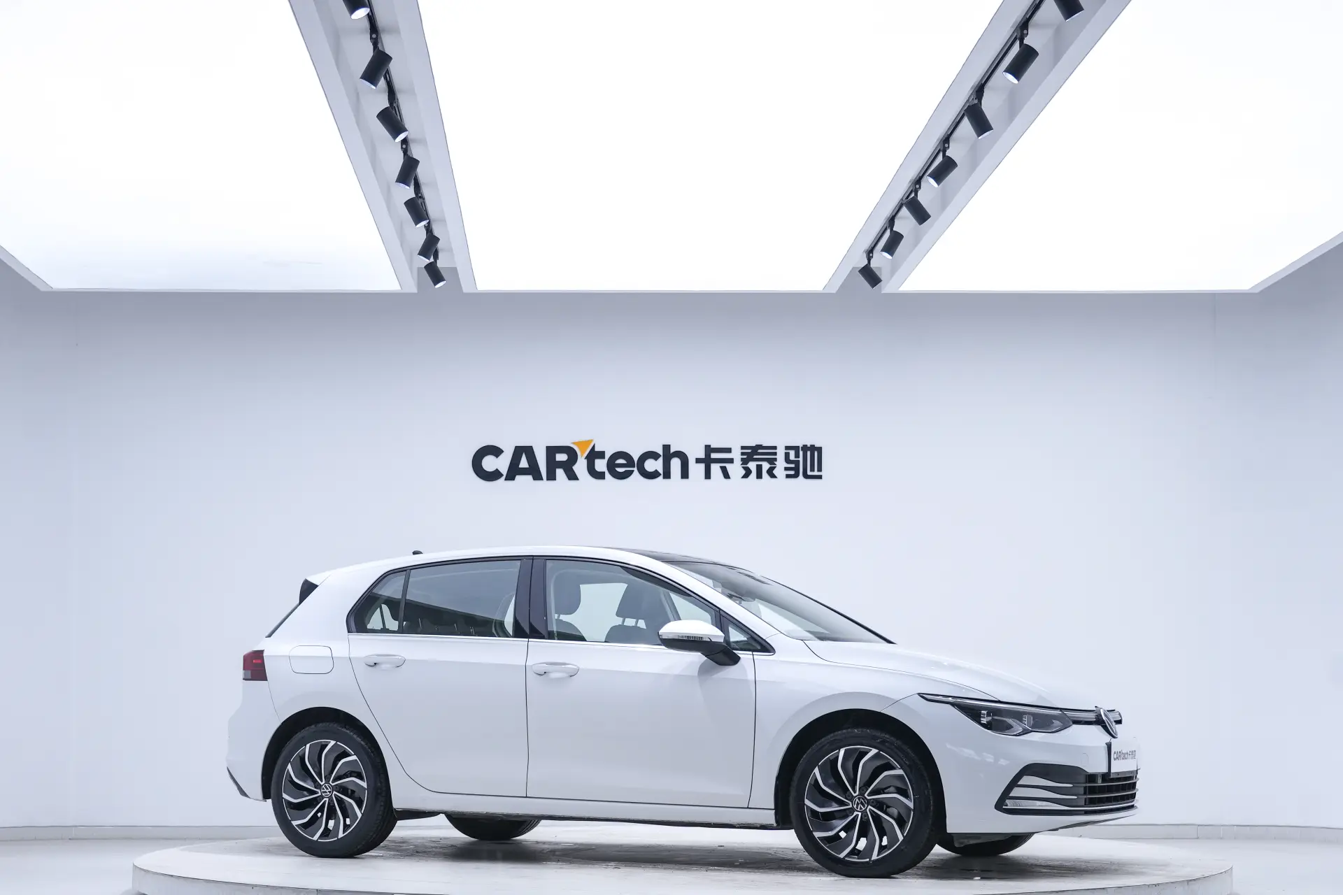 Volkswagen Golf, 2022 14