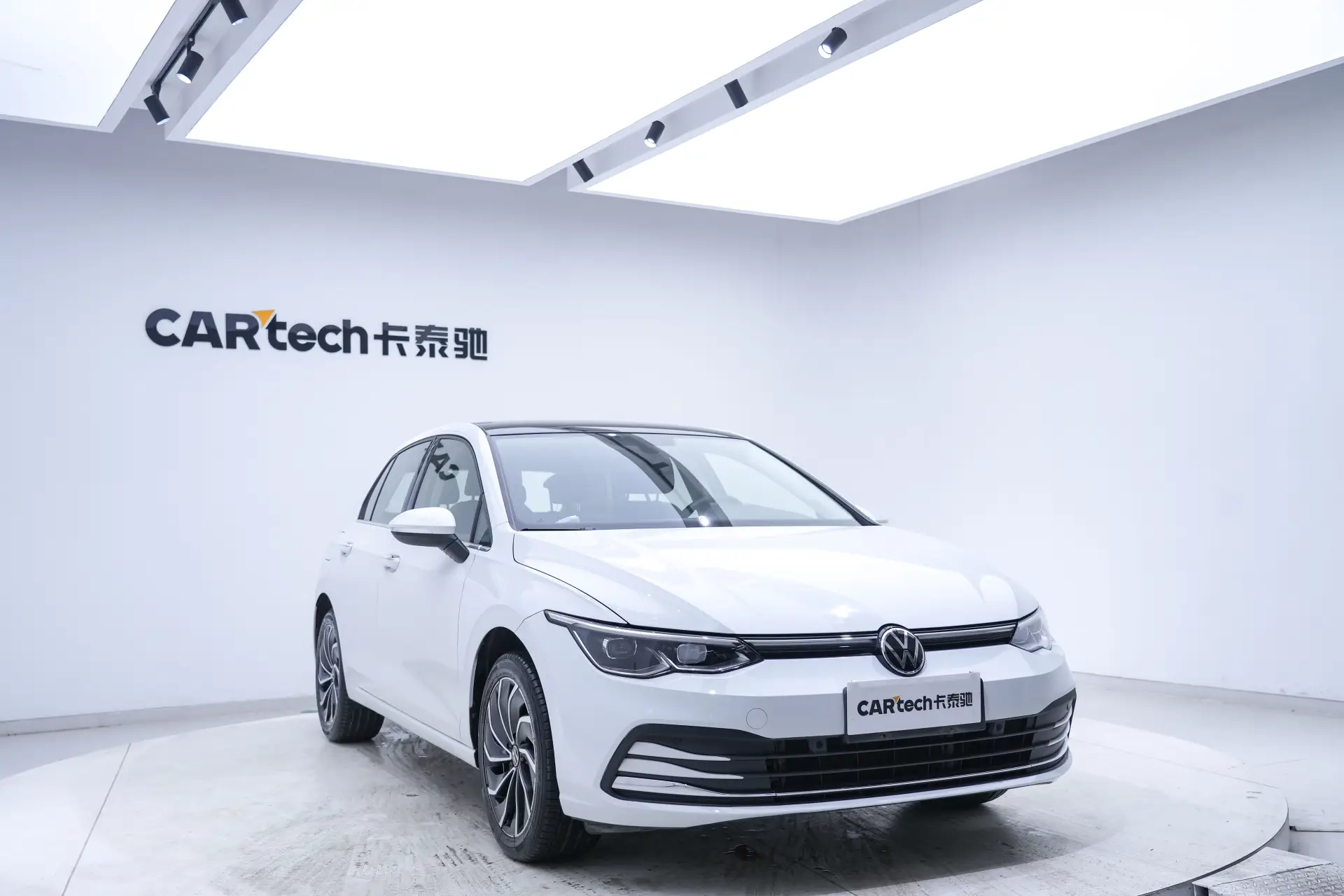 Volkswagen Golf, 2022 2