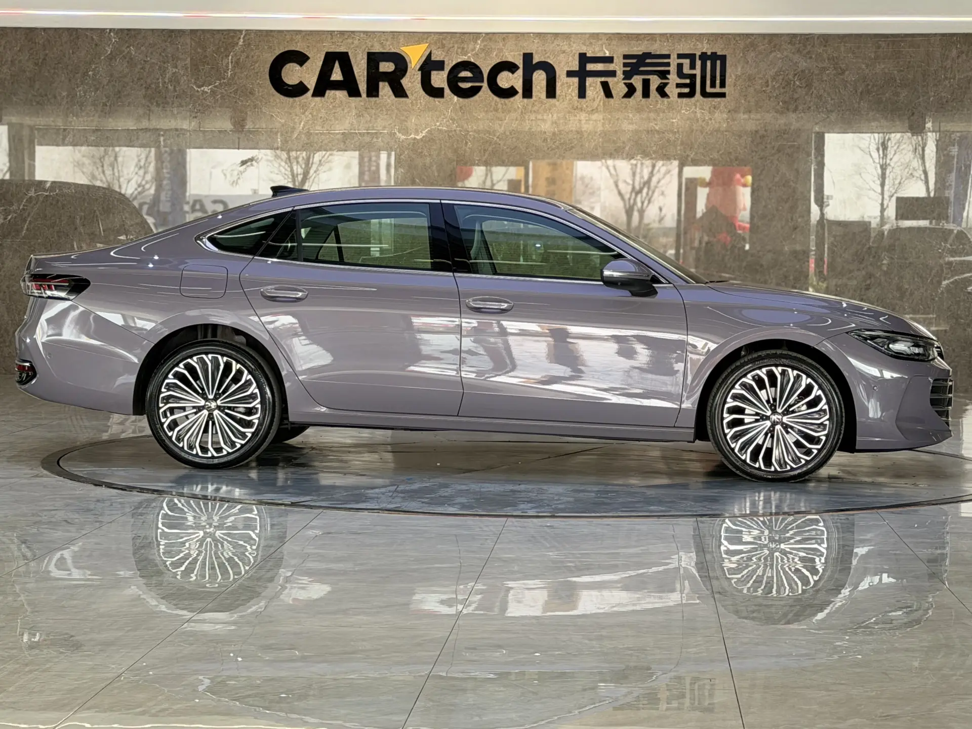 Volkswagen Passat, 2026 4