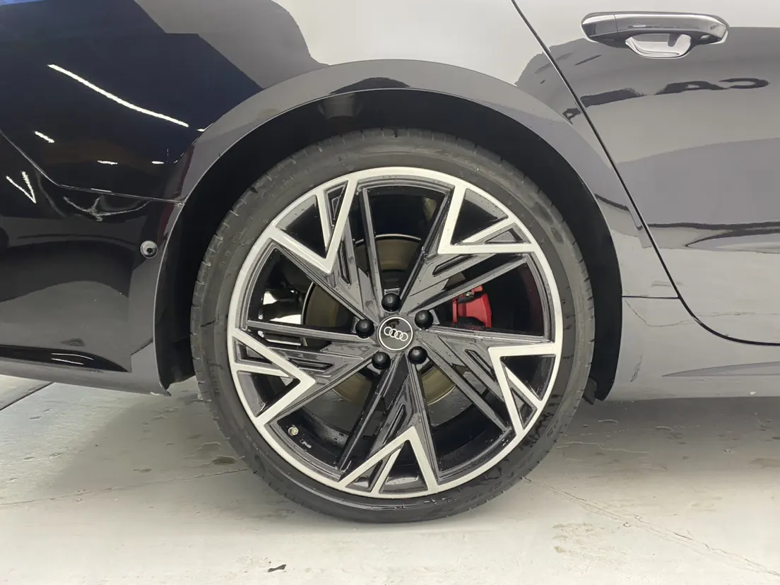 Audi A7L 45 TFSI, 2024 11