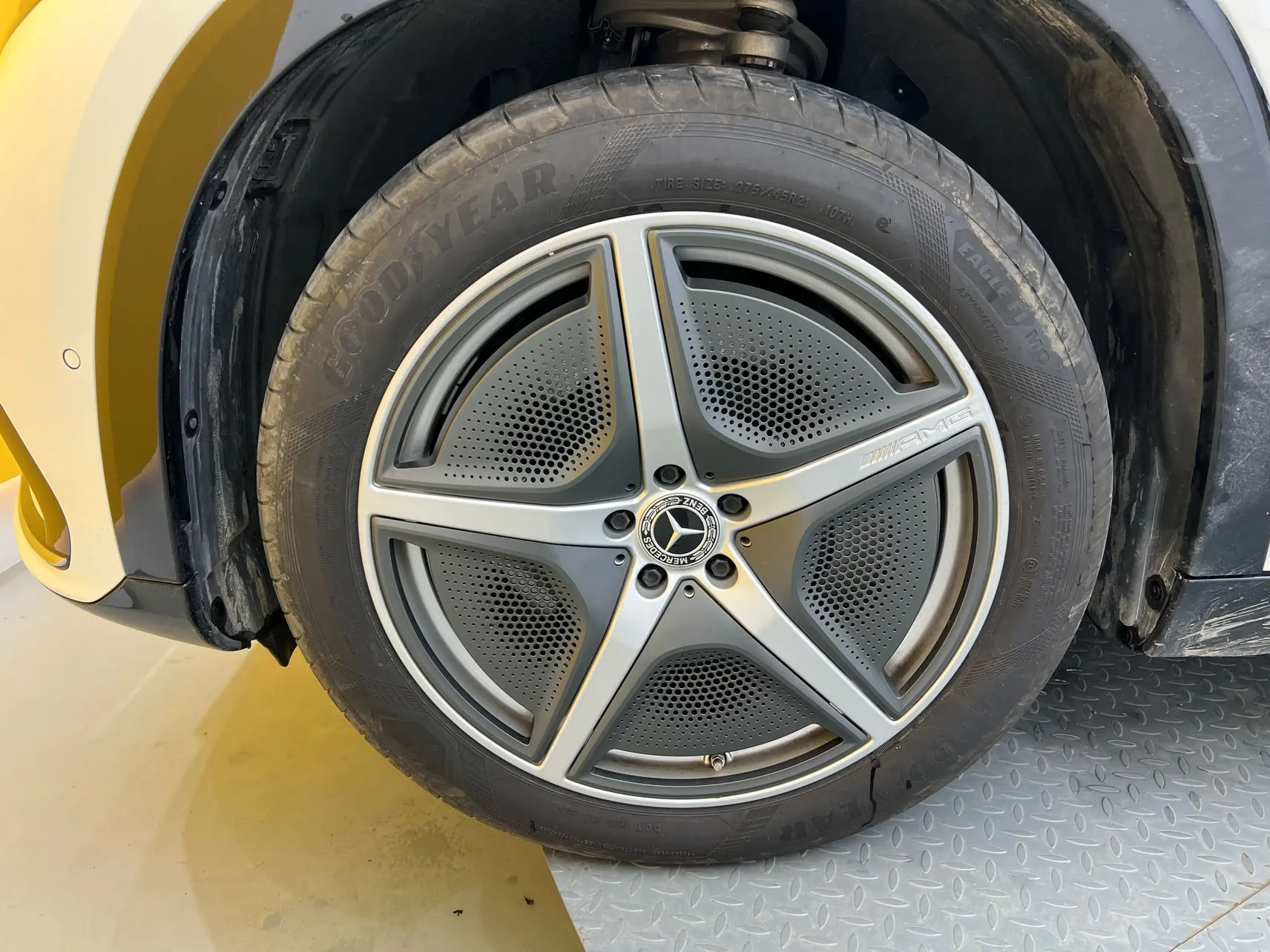Mercedes-Benz EQS, 2025 10