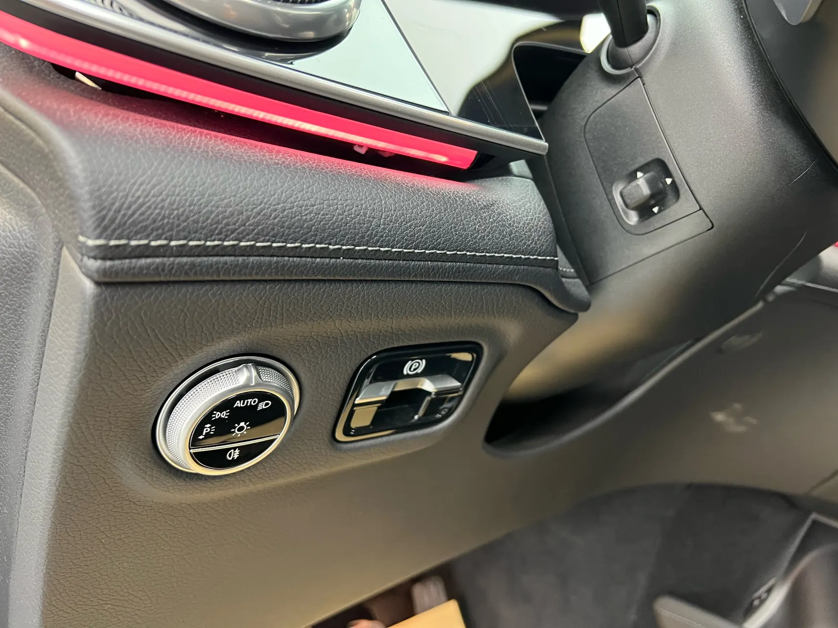 Mercedes-Benz EQS, 2025 29