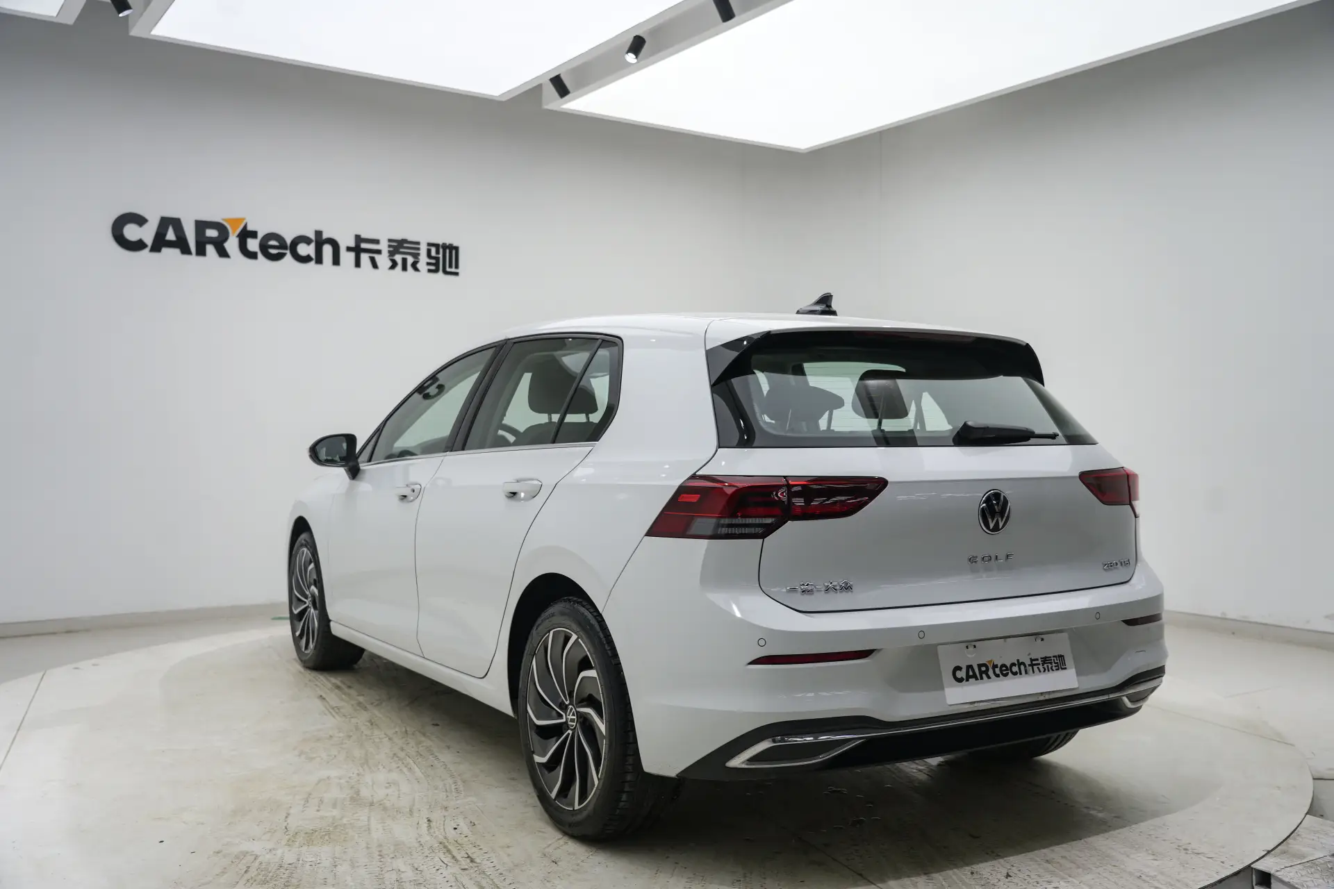Volkswagen Golf, 2022 7