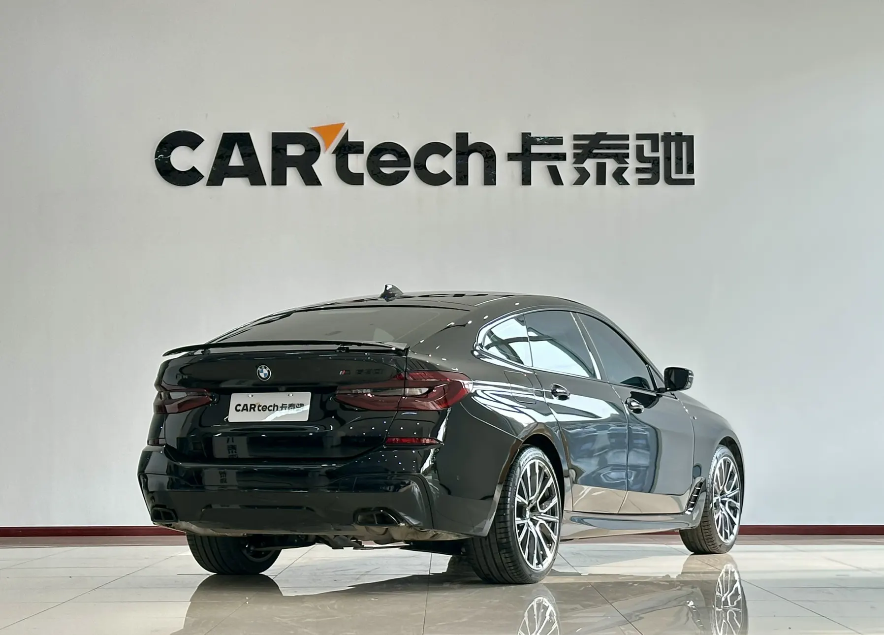 BMW 6GT, 2024 все фото