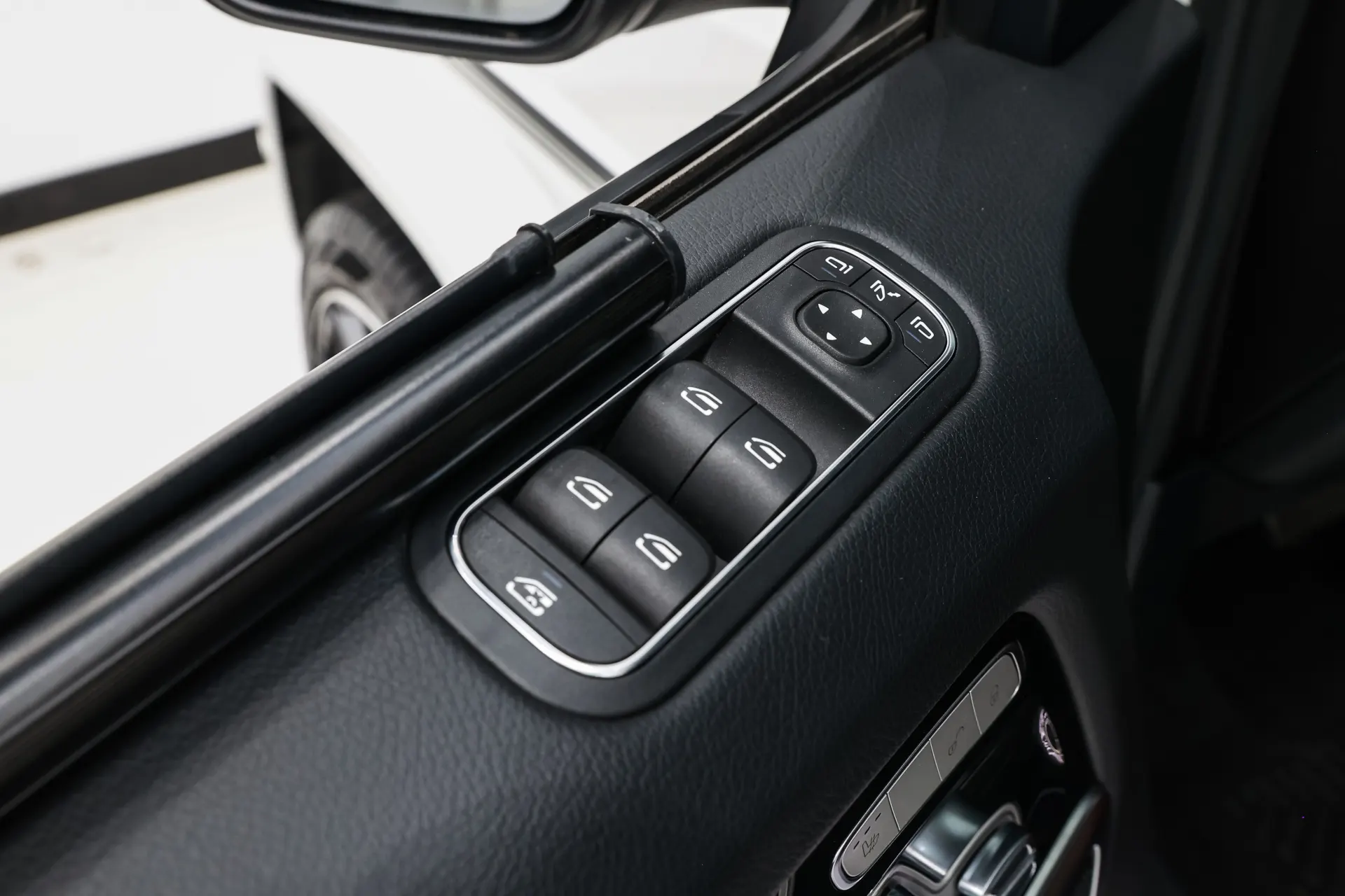 Mercedes-Benz G 350 d, 2024 25