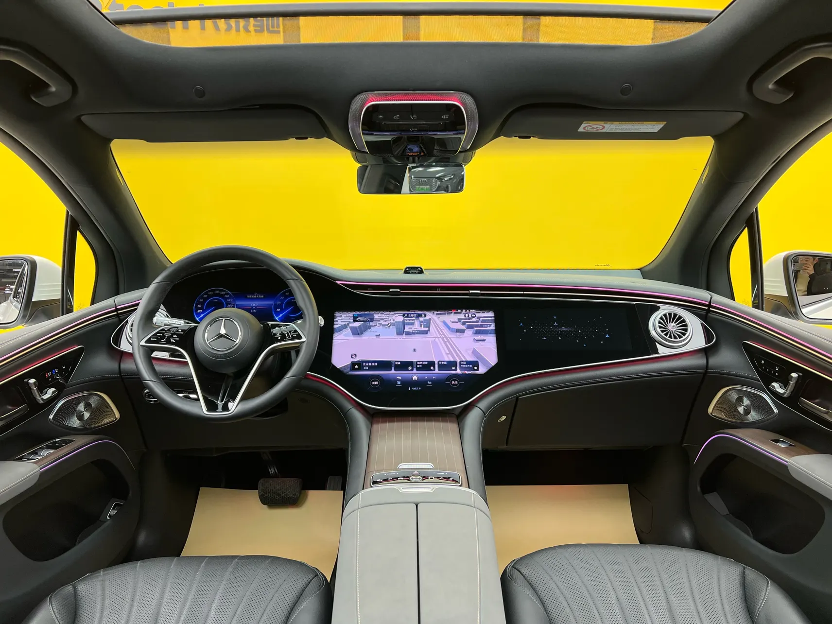 Mercedes-Benz EQS, 2025 39