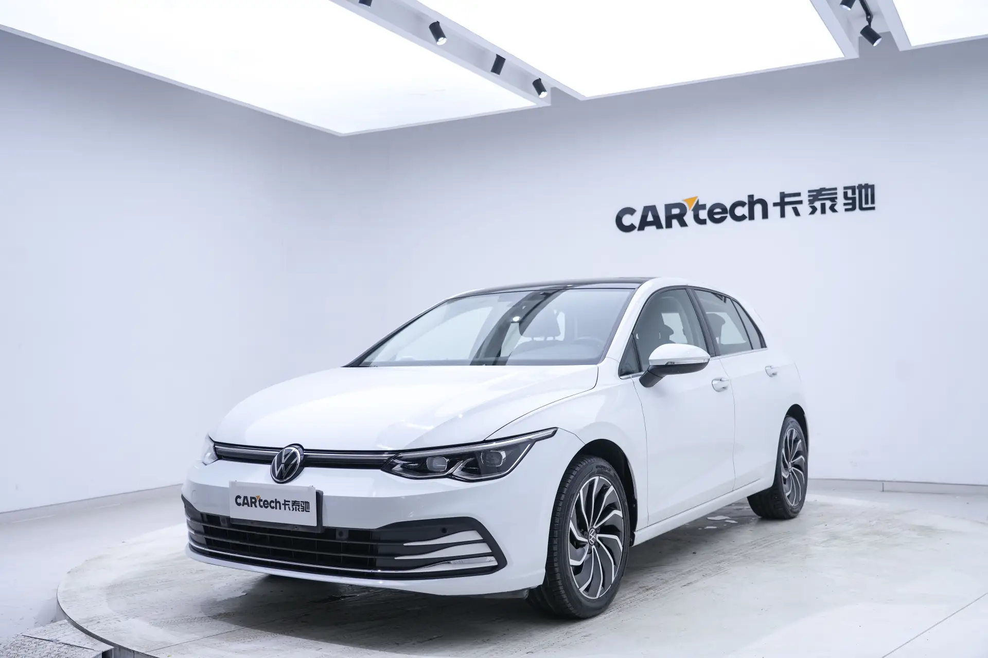 Volkswagen Golf, 2022 15