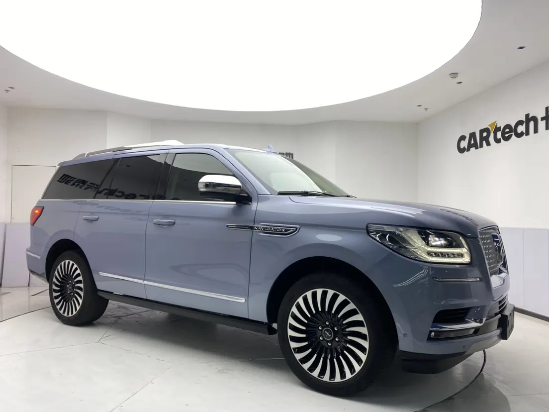 Lincoln Navigator, 2021 2