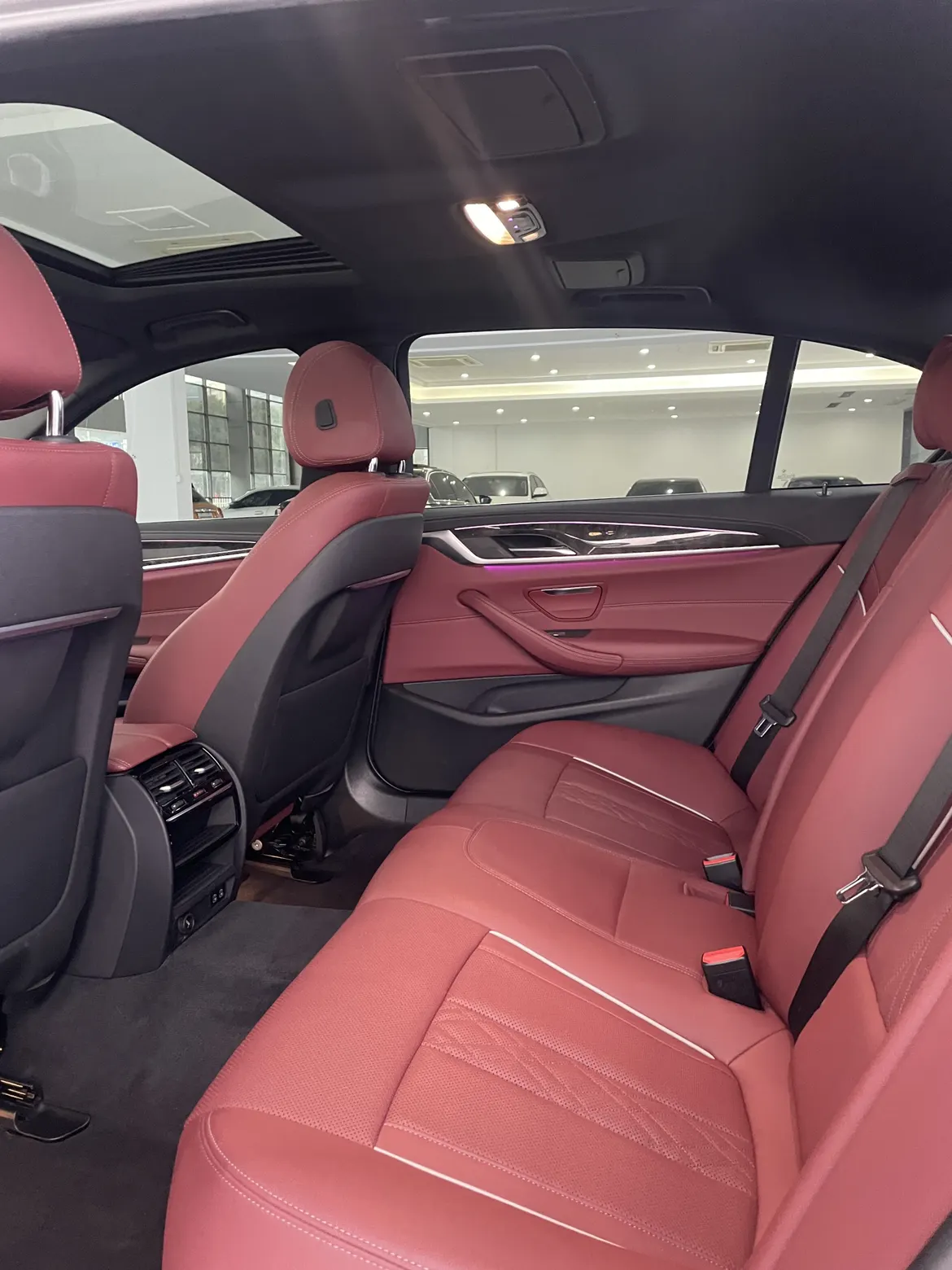 BMW 525Li, 2022 12
