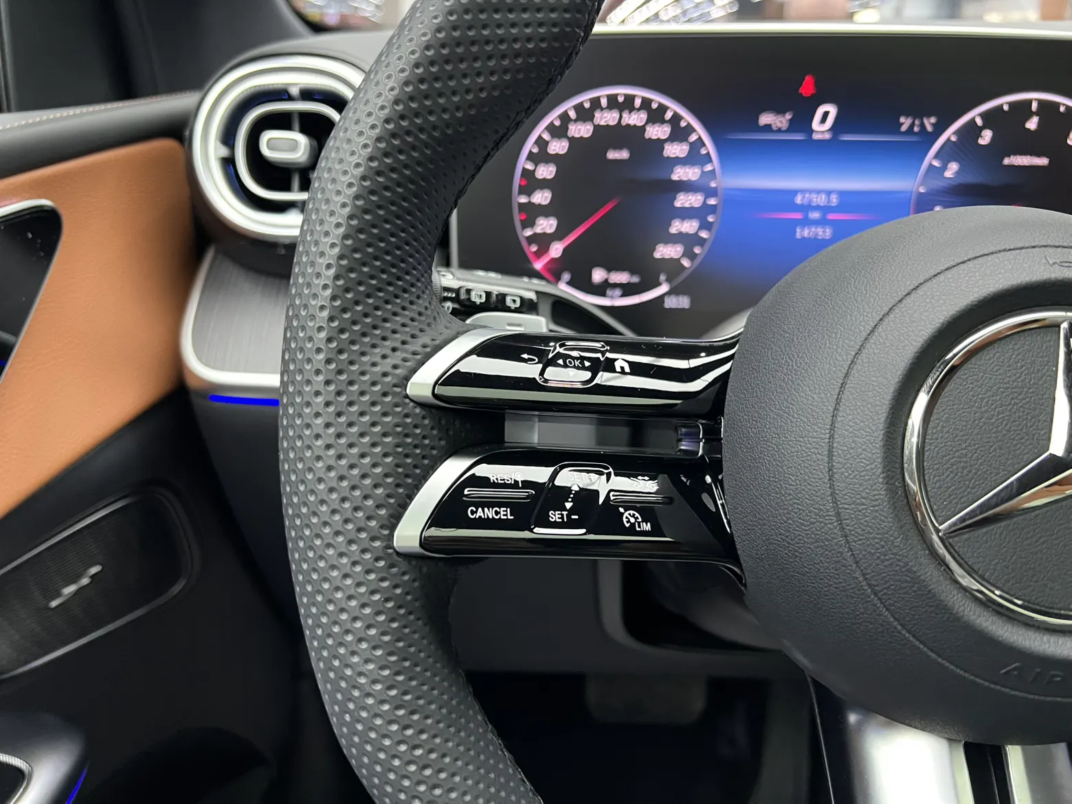 Mercedes-Benz GLC 260 L, 2024 15