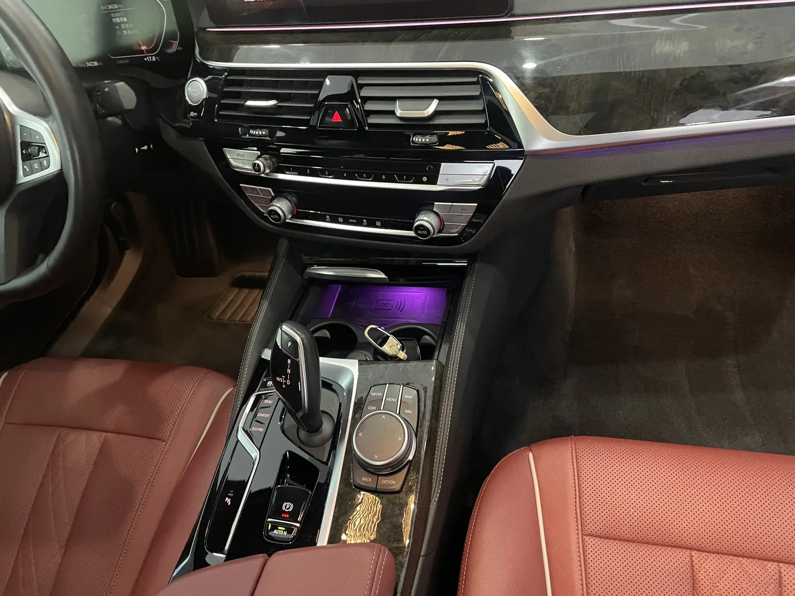 BMW 525Li, 2022 9