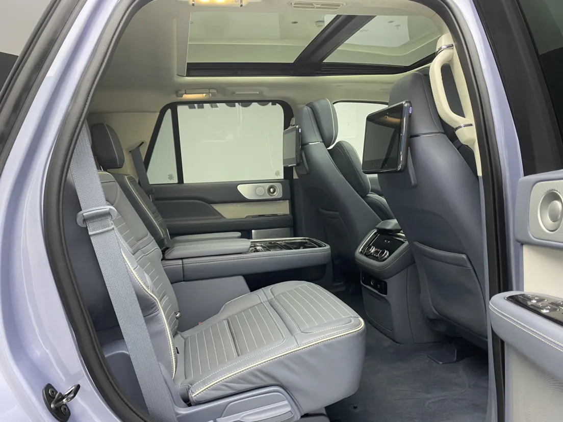 Lincoln Navigator, 2021 25