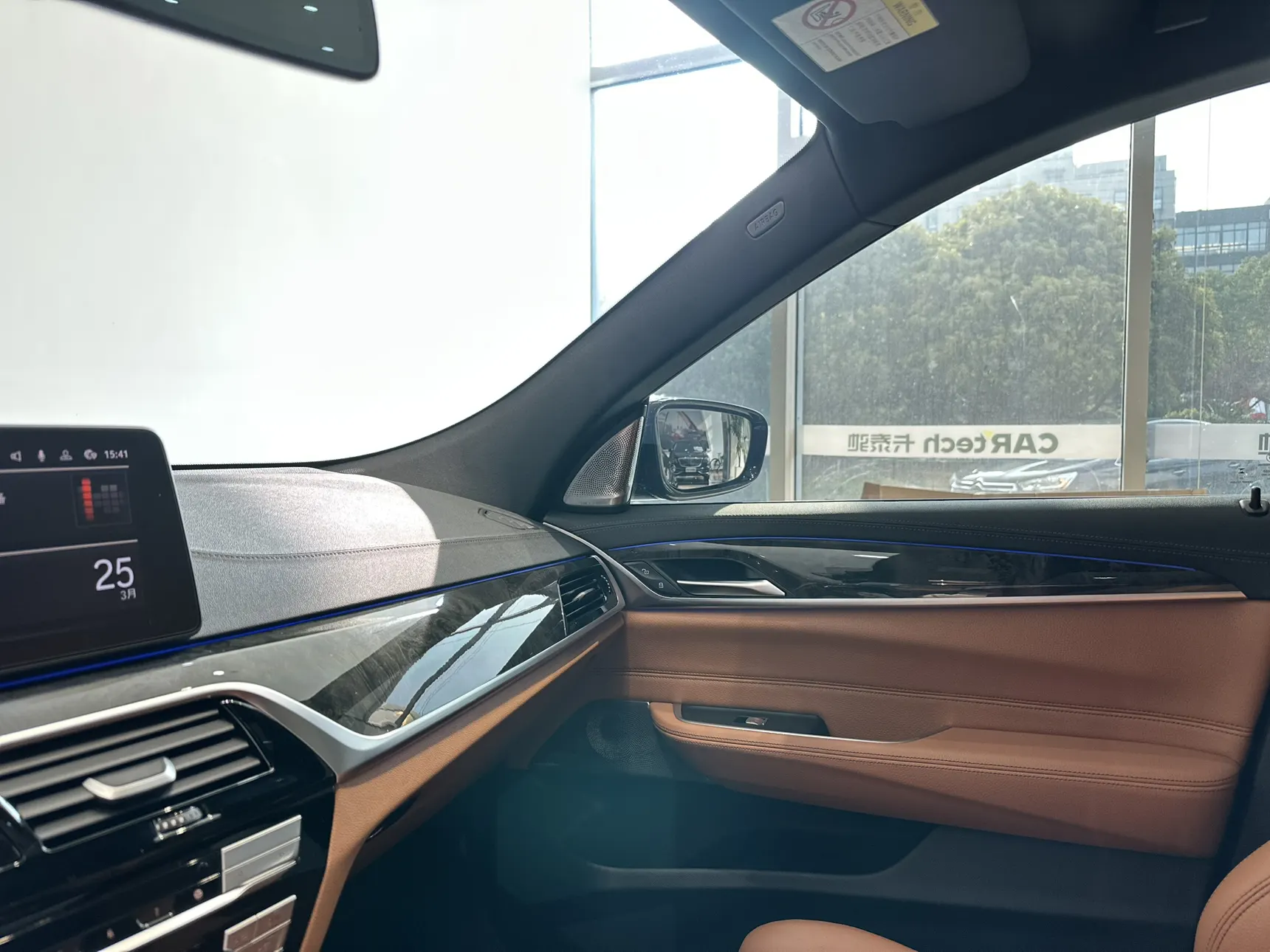 BMW 6GT, 2024 21