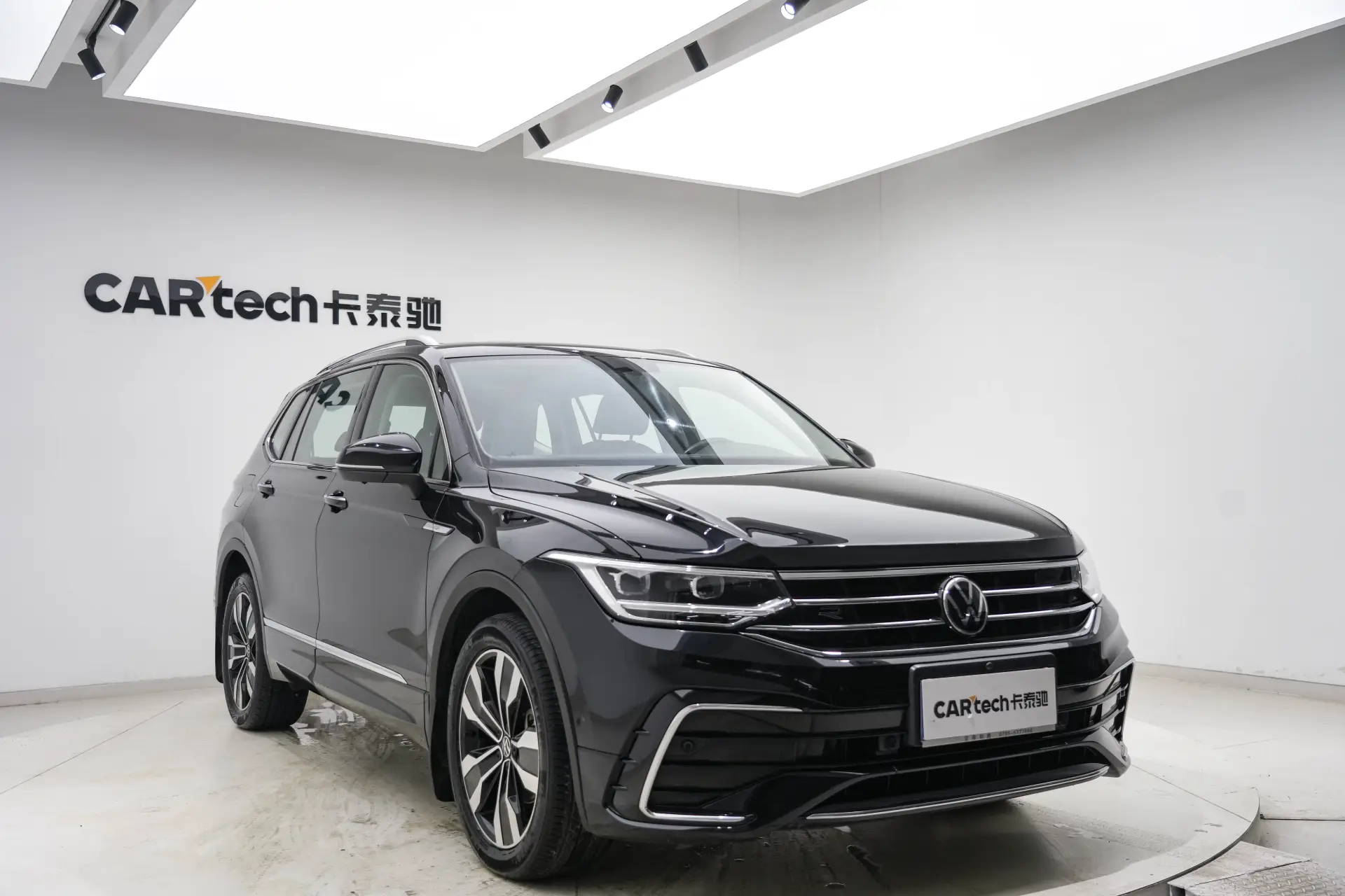 Volkswagen Tiguan L, 2022 2